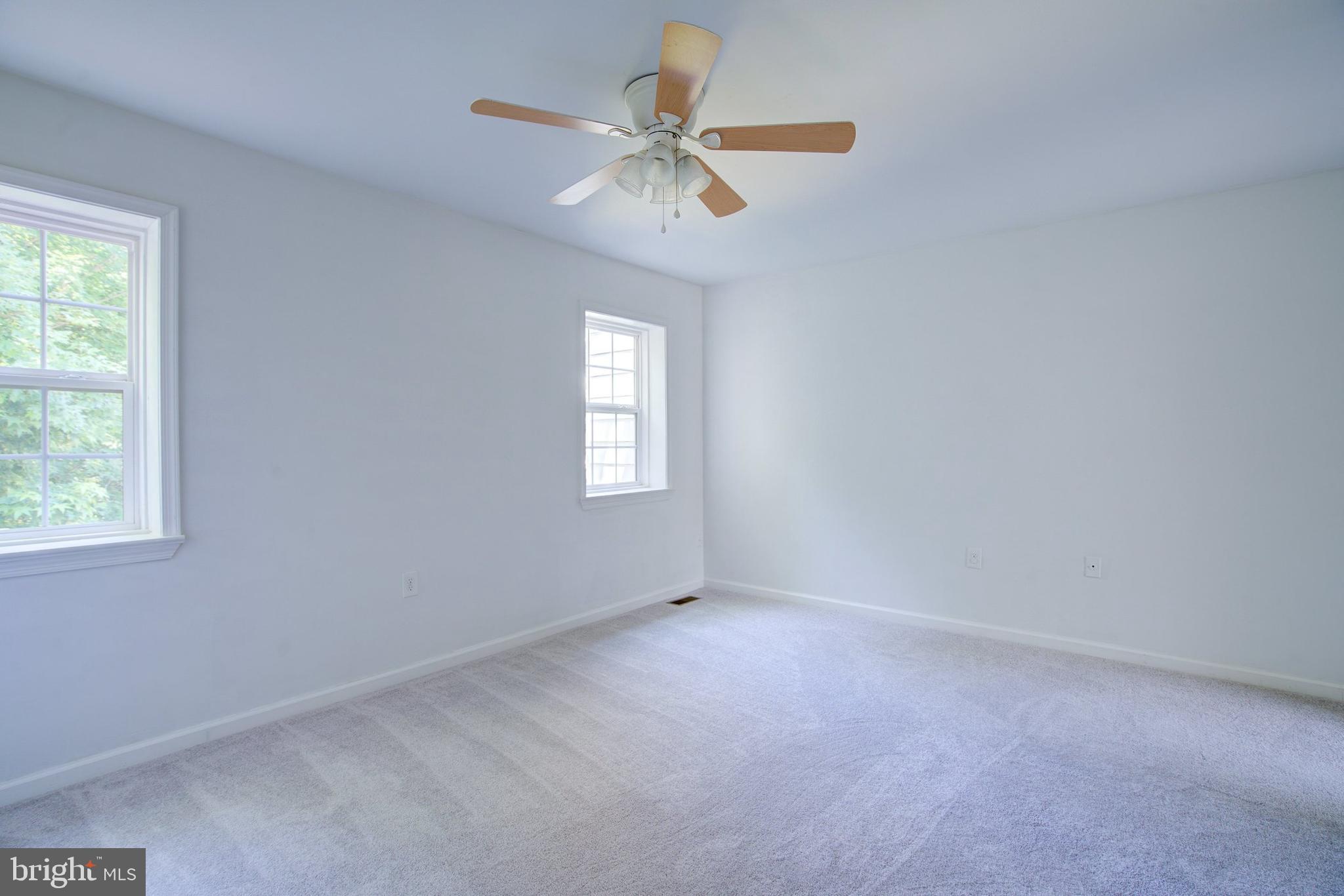 KING CHARLES COMMONS - Residential