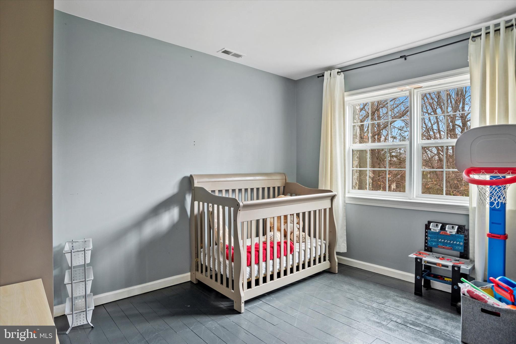 KING CHARLES COMMONS - Residential