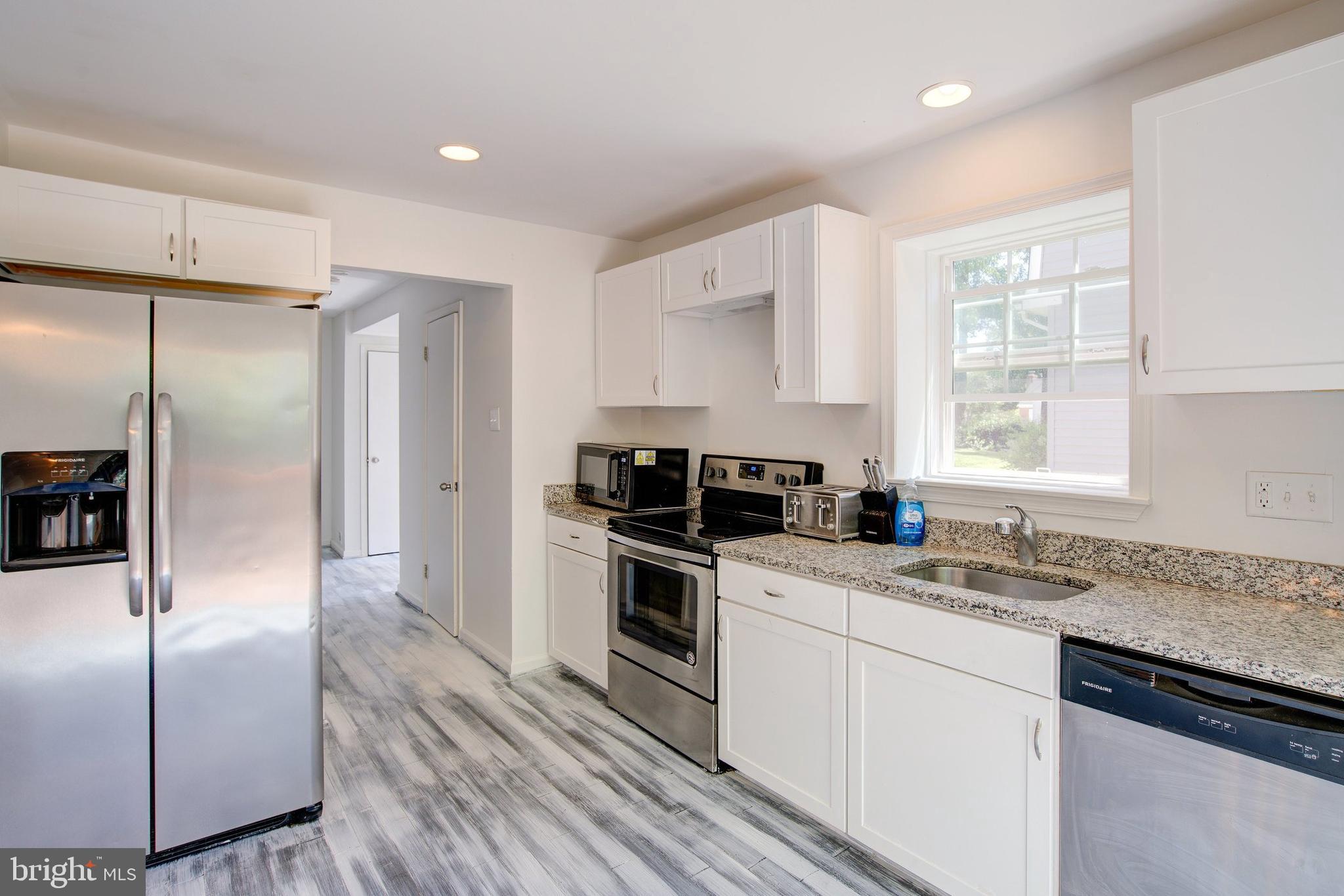 KING CHARLES COMMONS - Residential