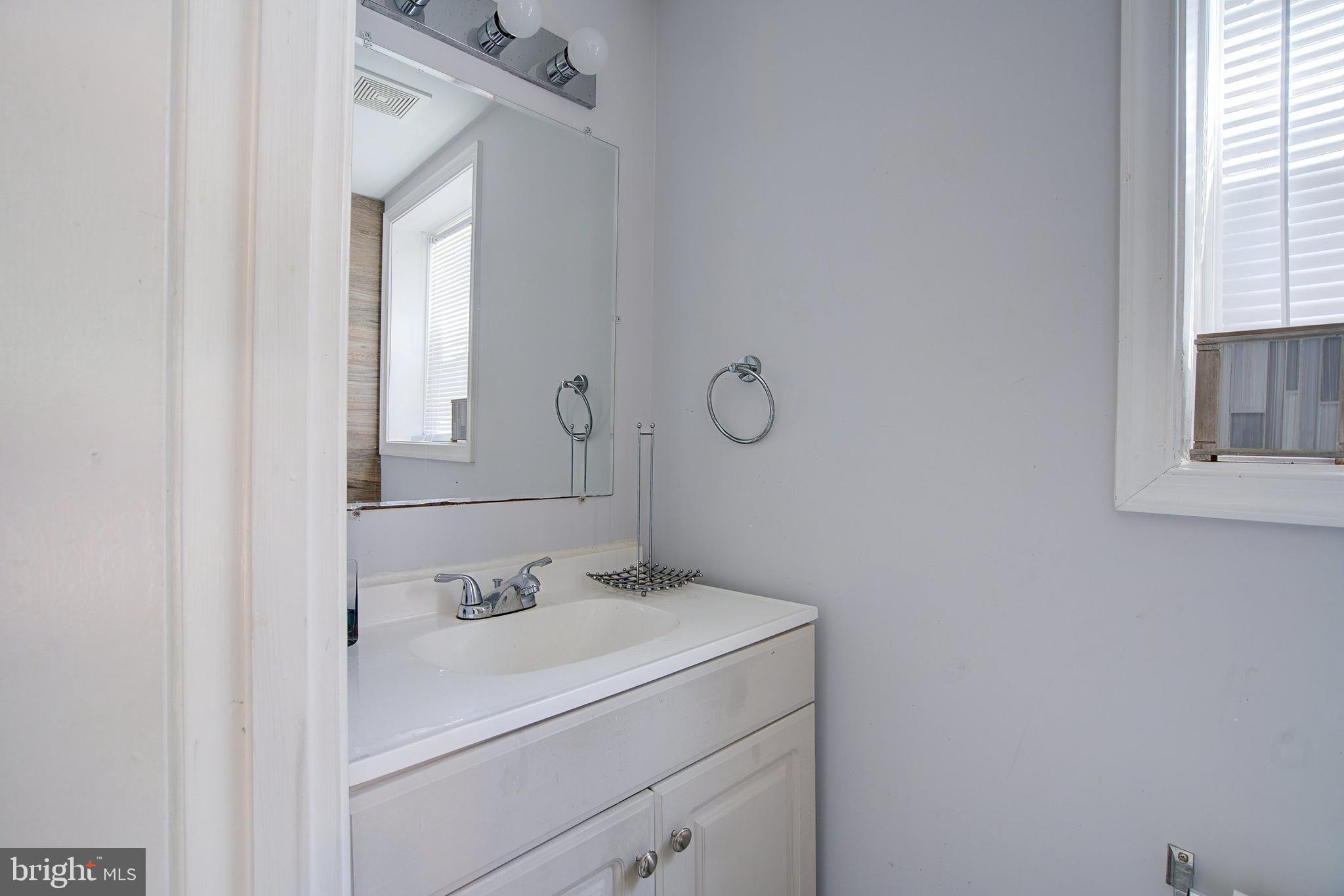 KING CHARLES COMMONS - Residential