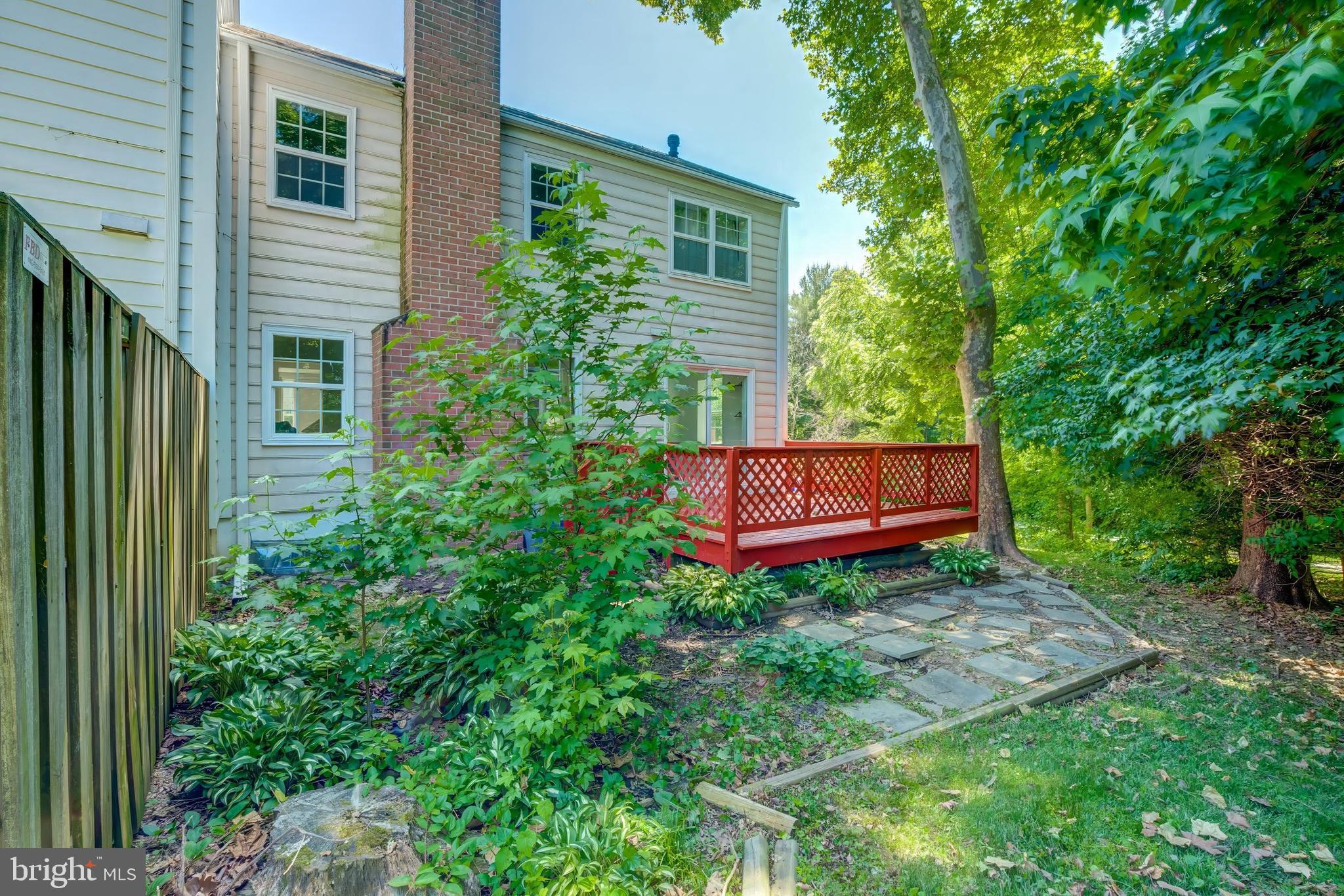 KING CHARLES COMMONS - Residential