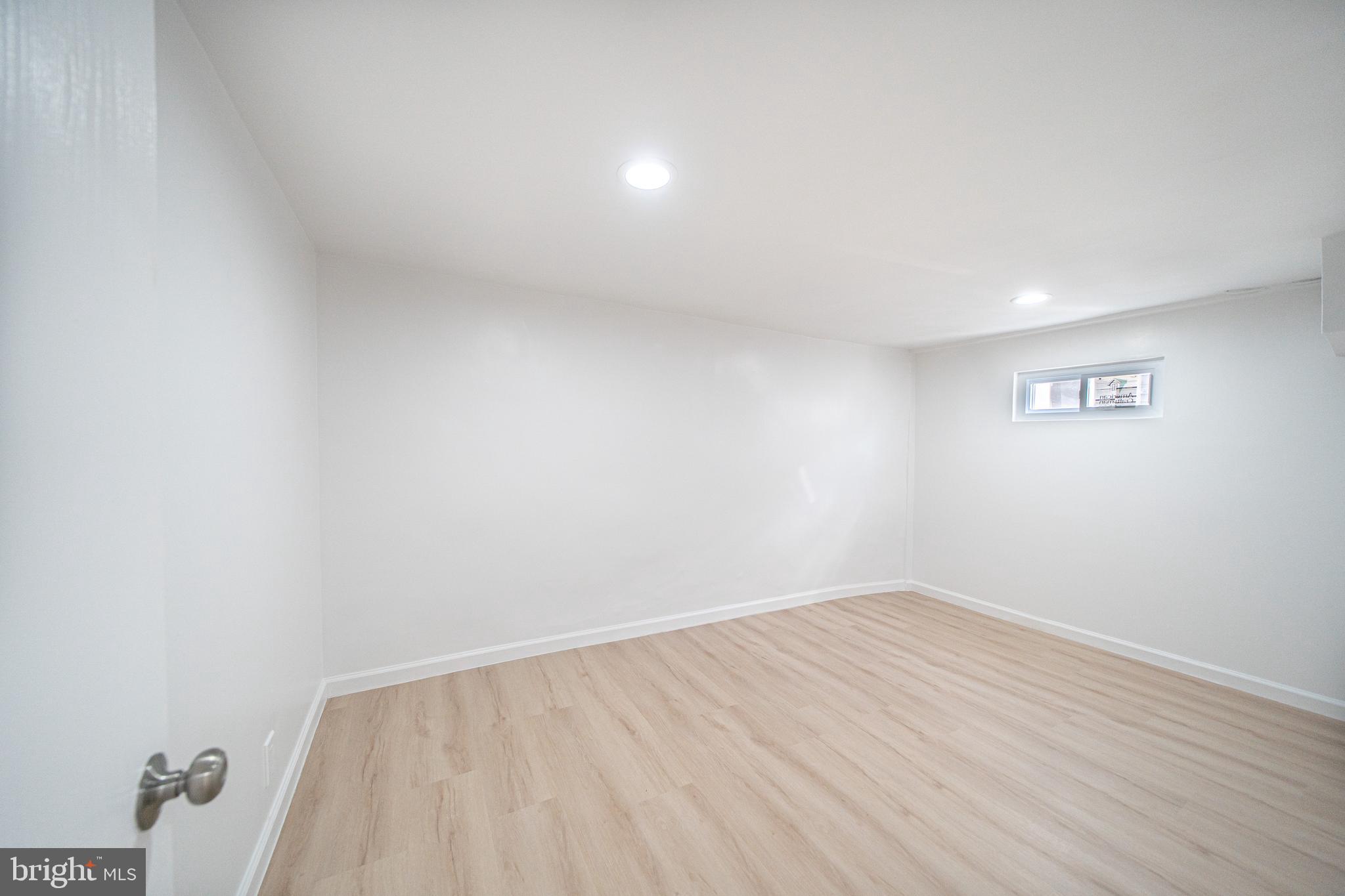 HOLMESBURG - Residential