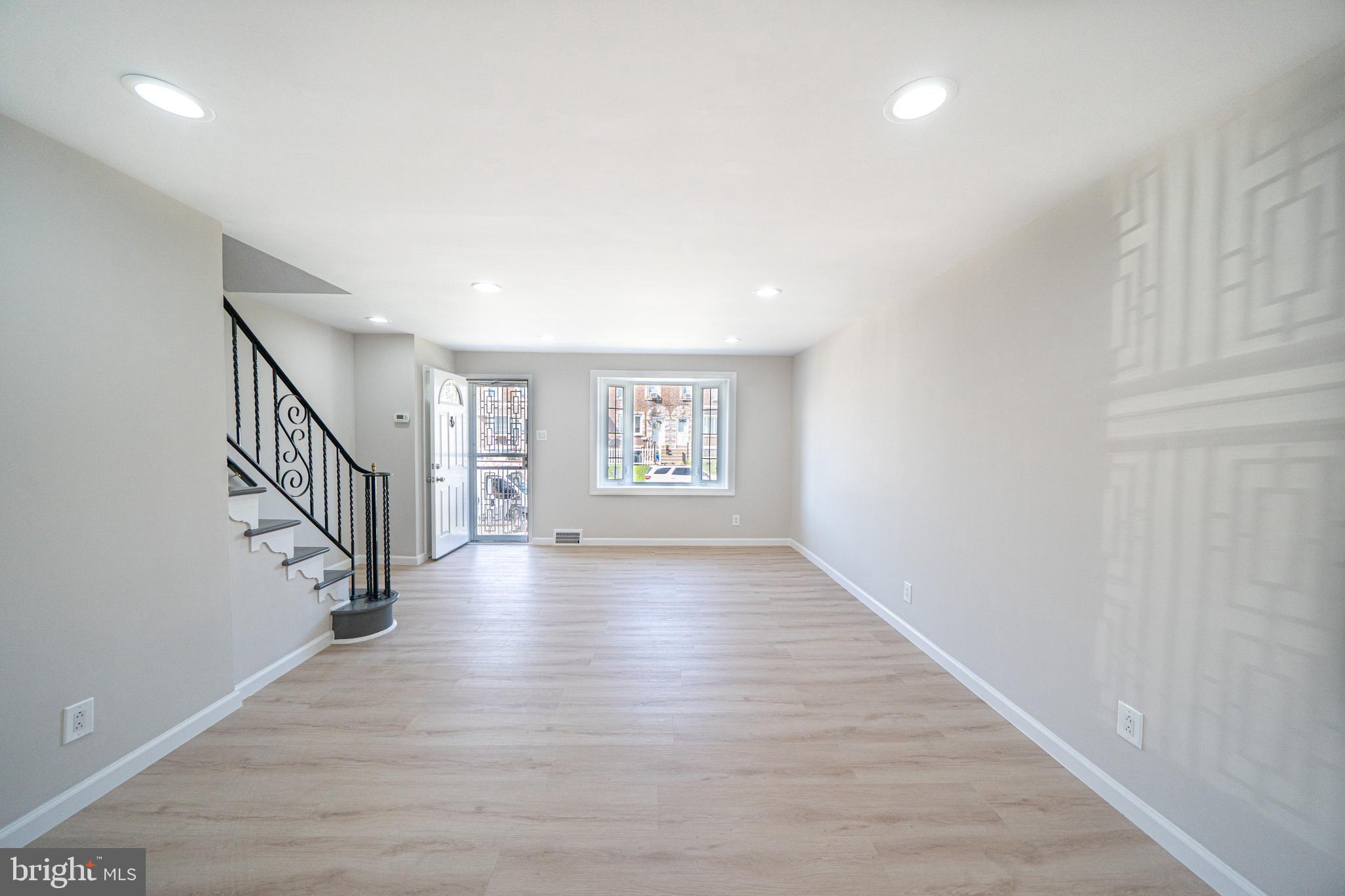 HOLMESBURG - Residential