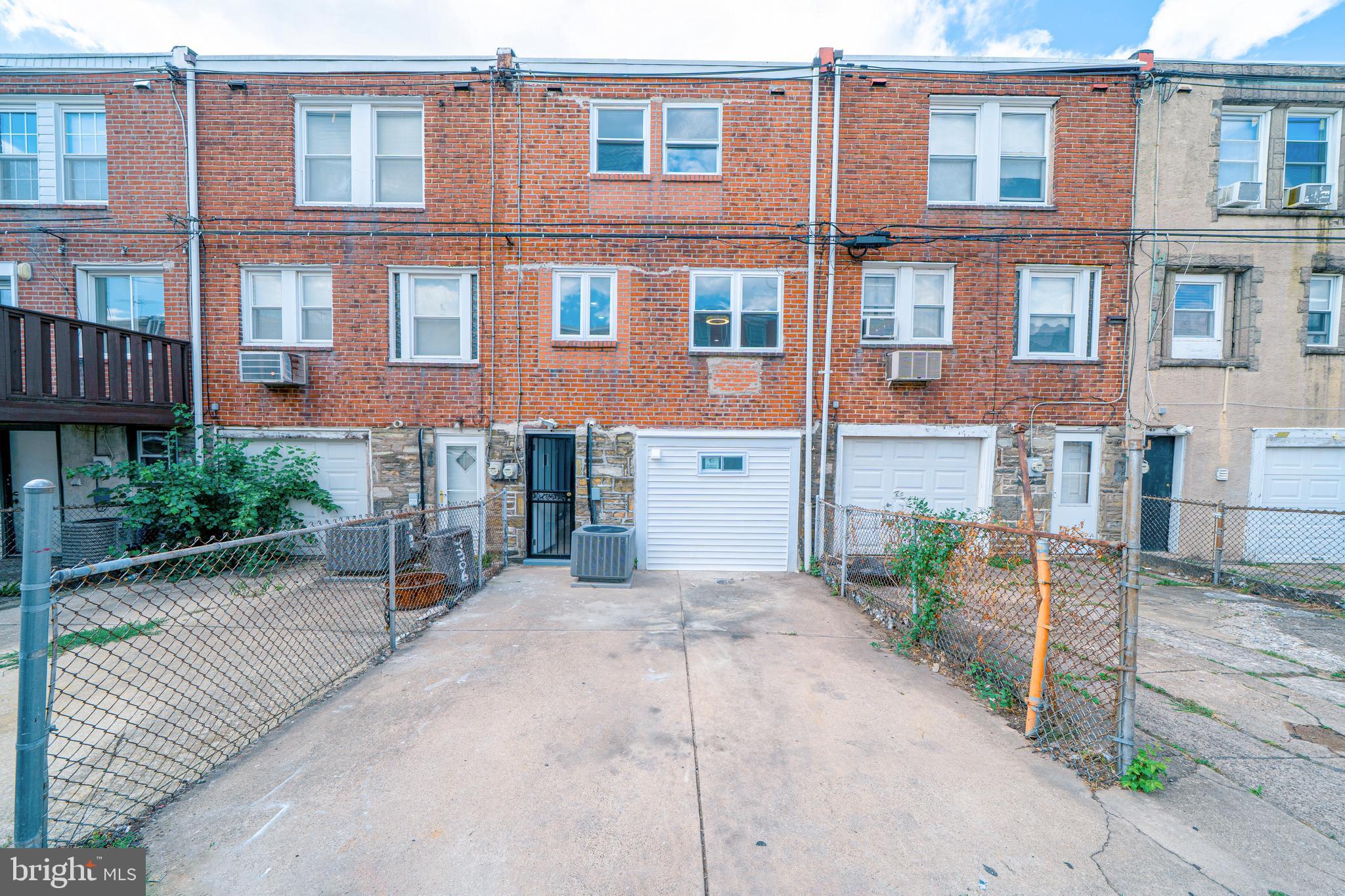 HOLMESBURG - Residential