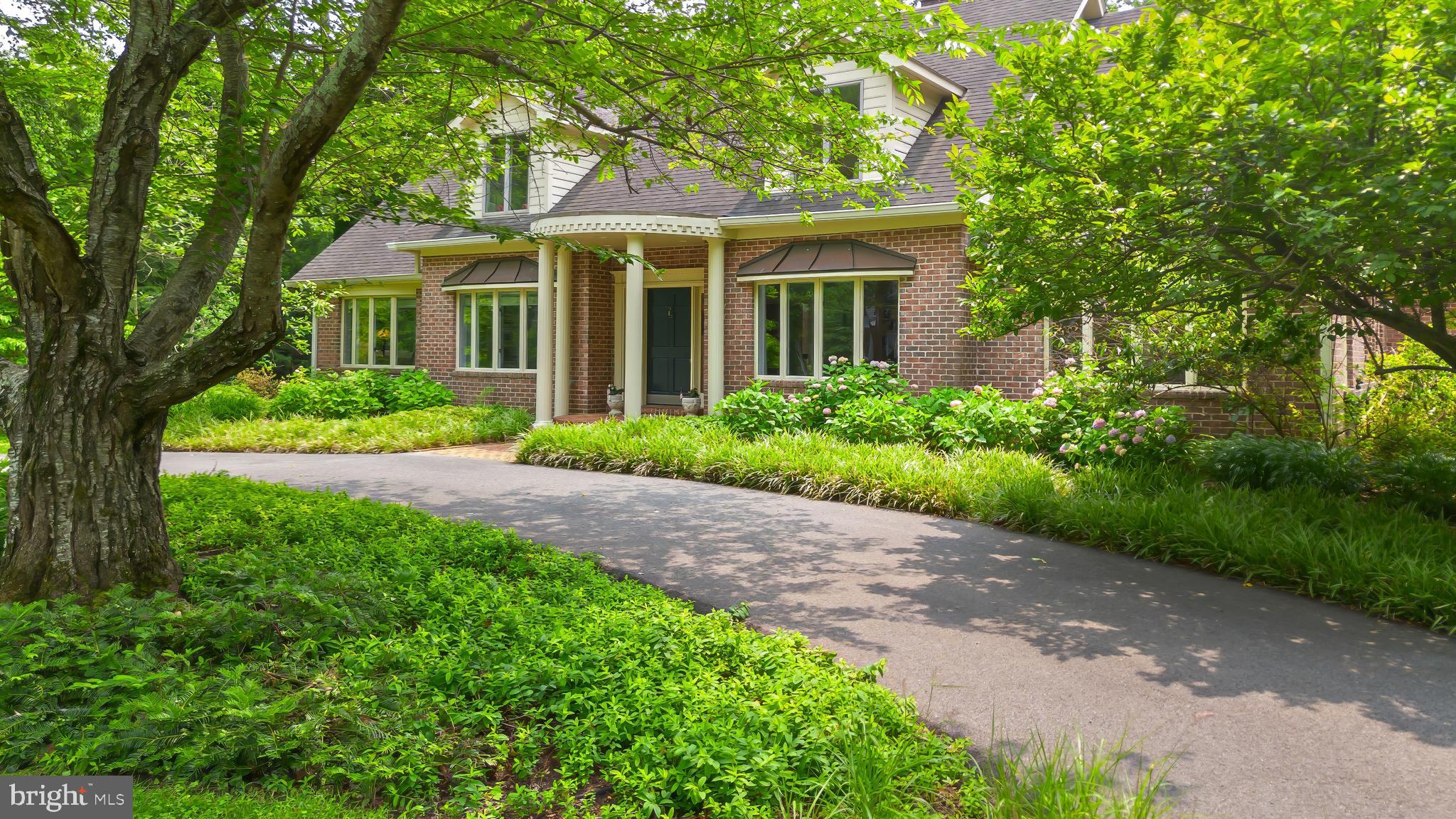 EATONS LANDING - Residential