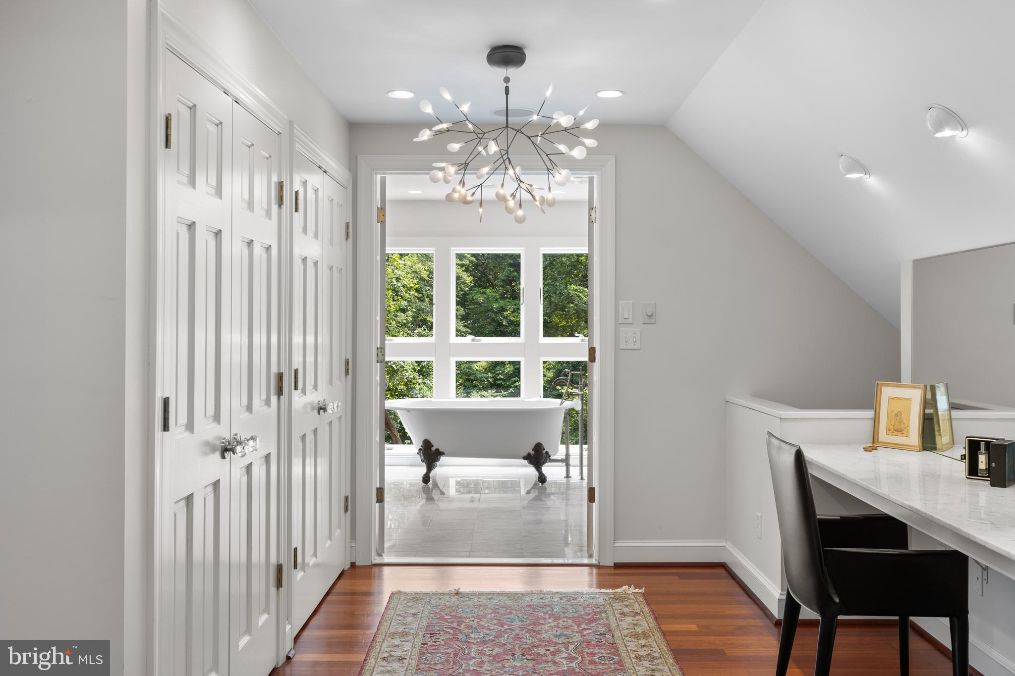 EATONS LANDING - Residential