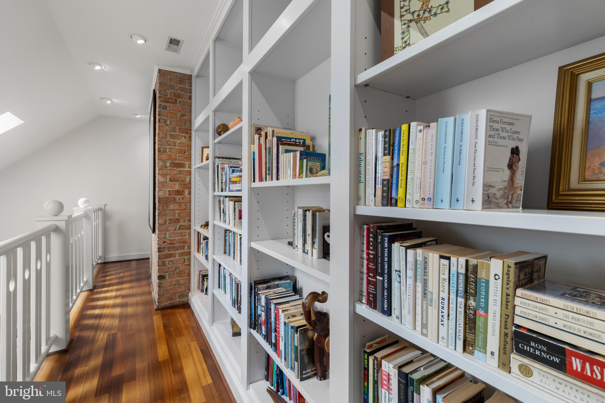 EATONS LANDING - Residential