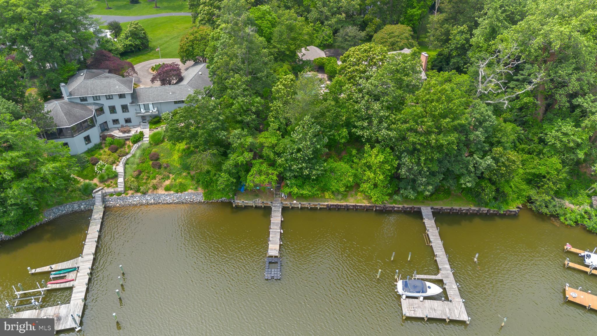 EATONS LANDING - Residential