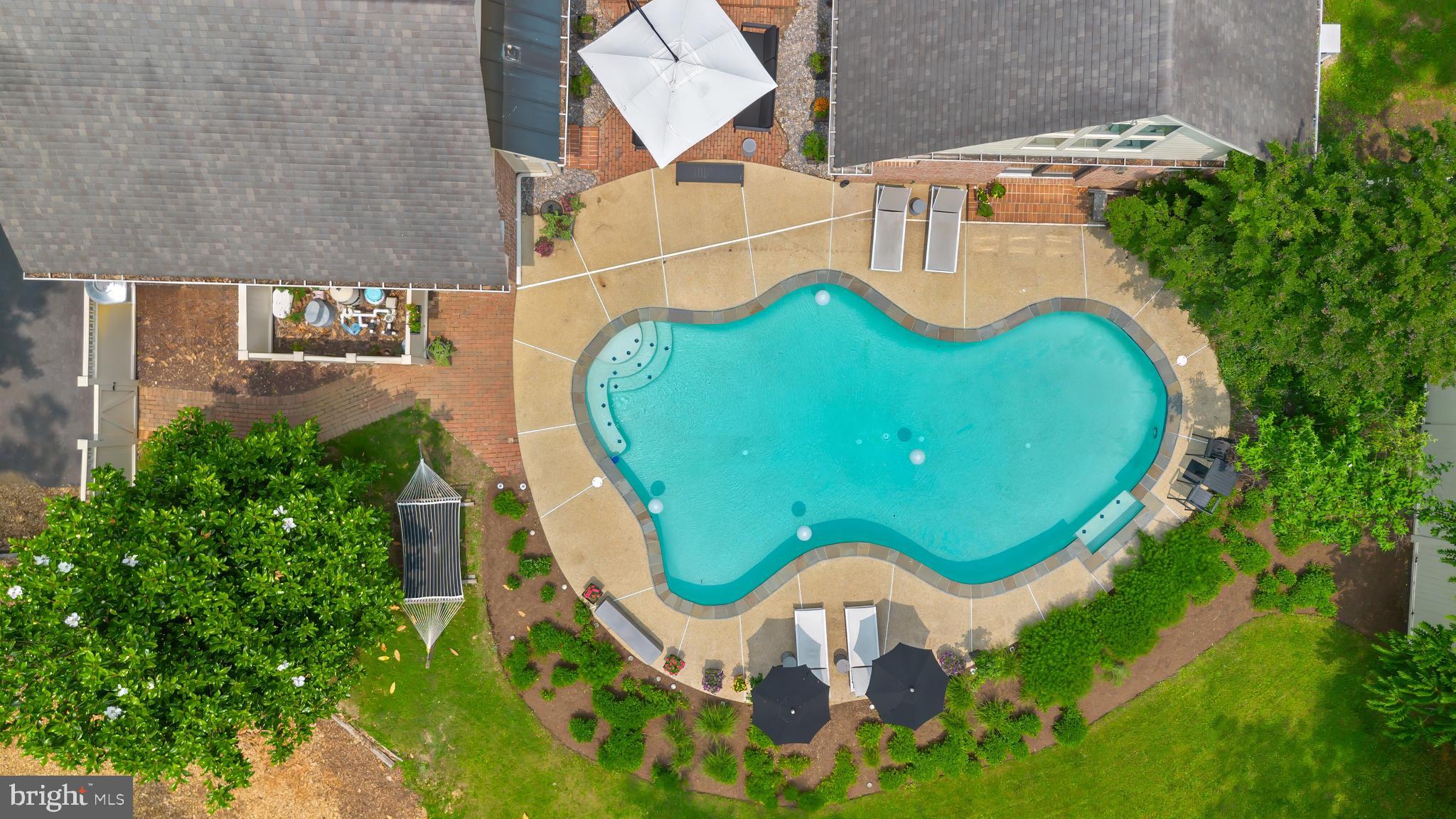 EATONS LANDING - Residential