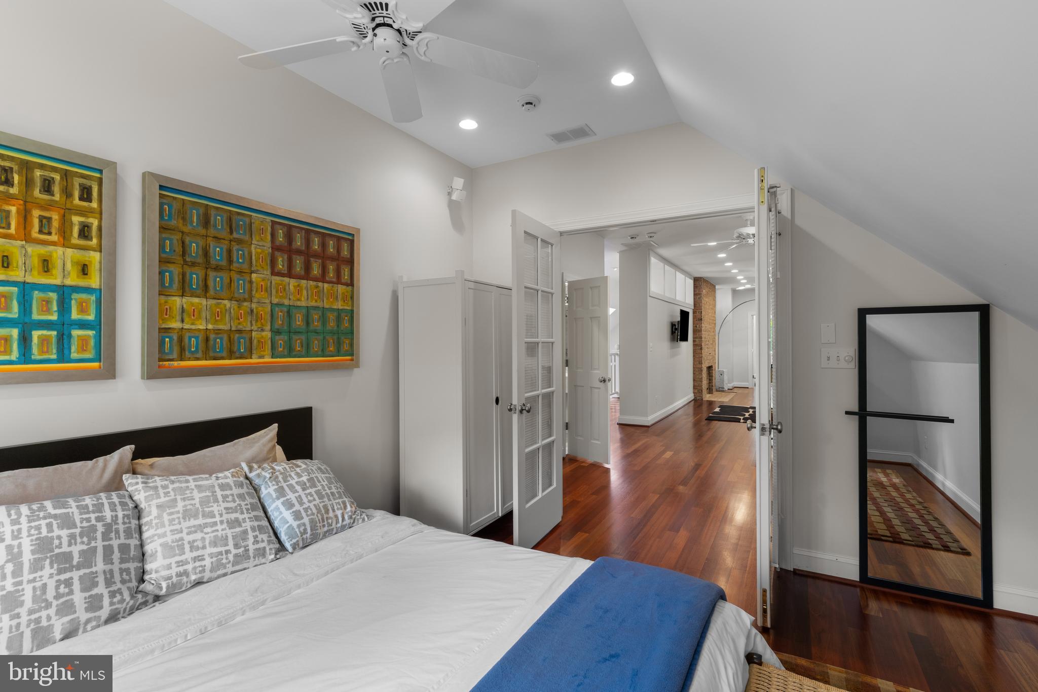 EATONS LANDING - Residential