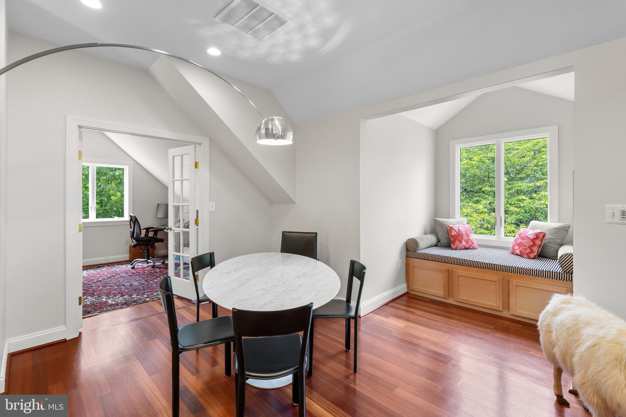 EATONS LANDING - Residential