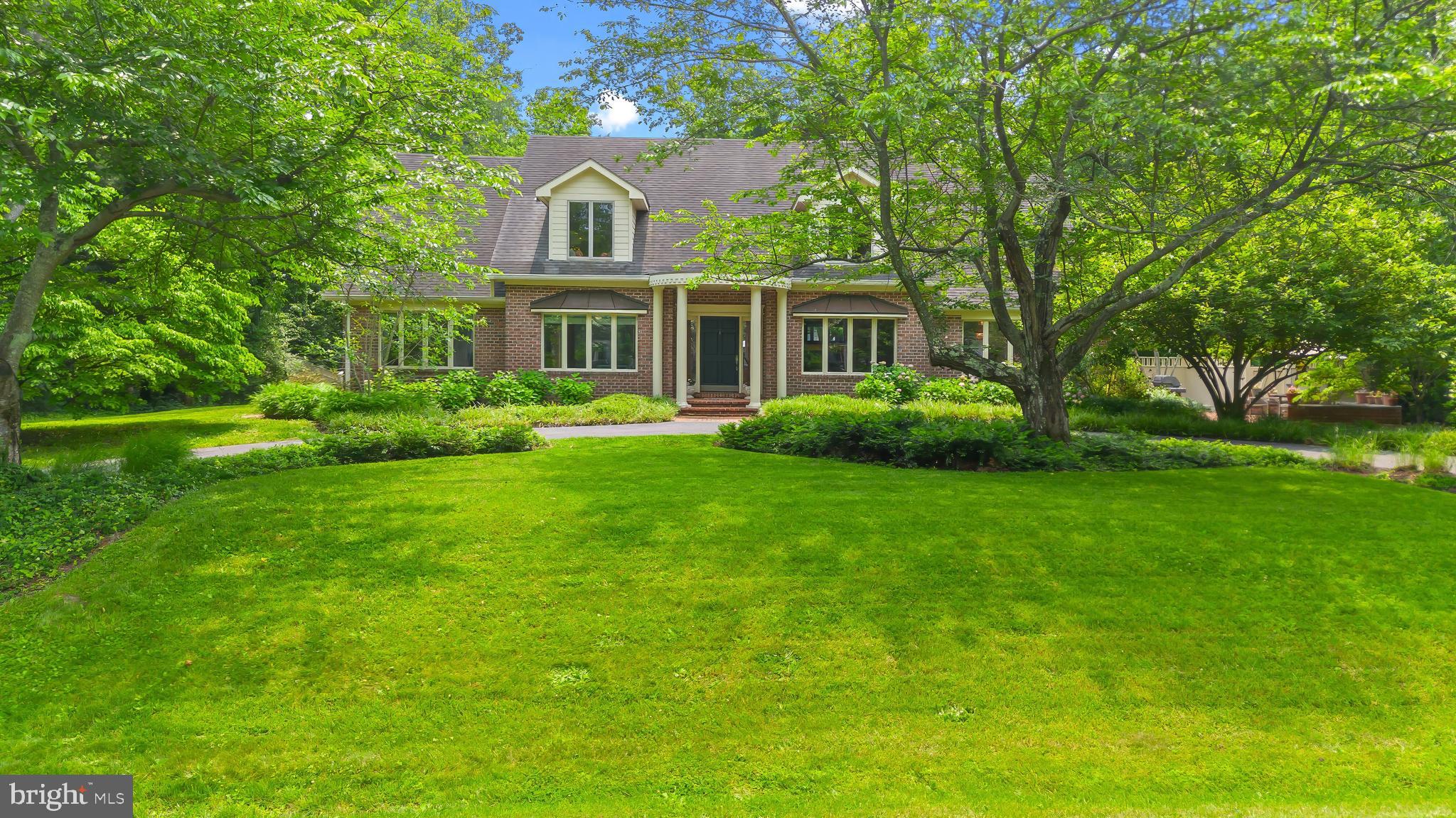 EATONS LANDING - Residential