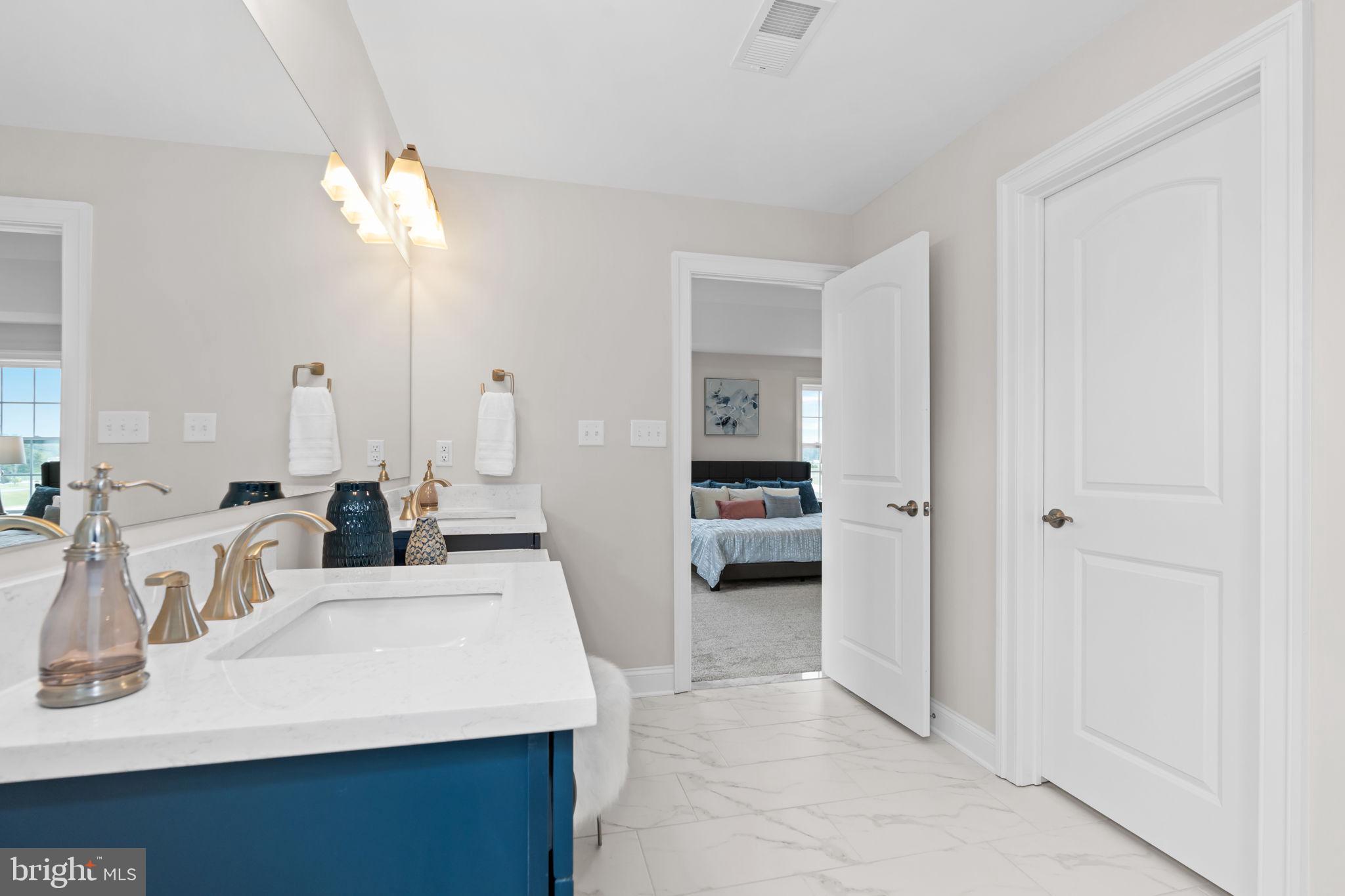 MOUNT FRIENDSHIP - Residential