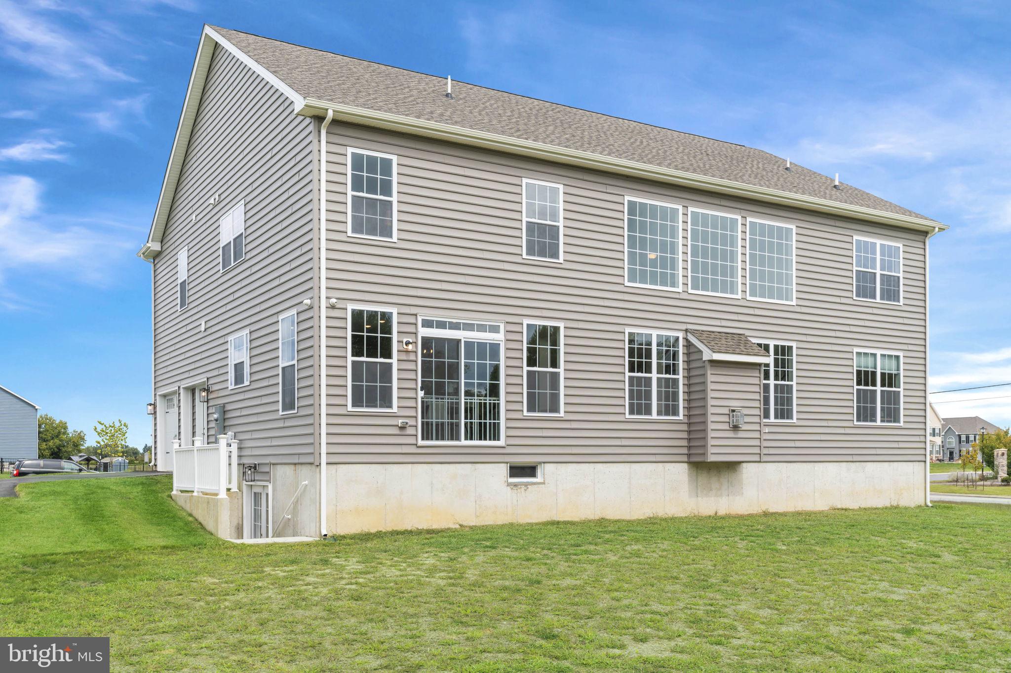 MOUNT FRIENDSHIP - Residential