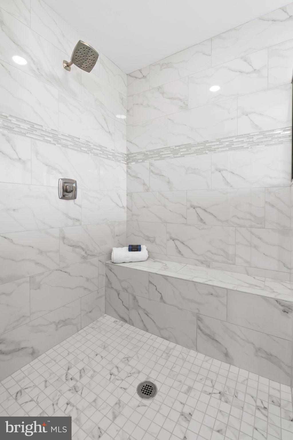 MOUNT FRIENDSHIP - Residential