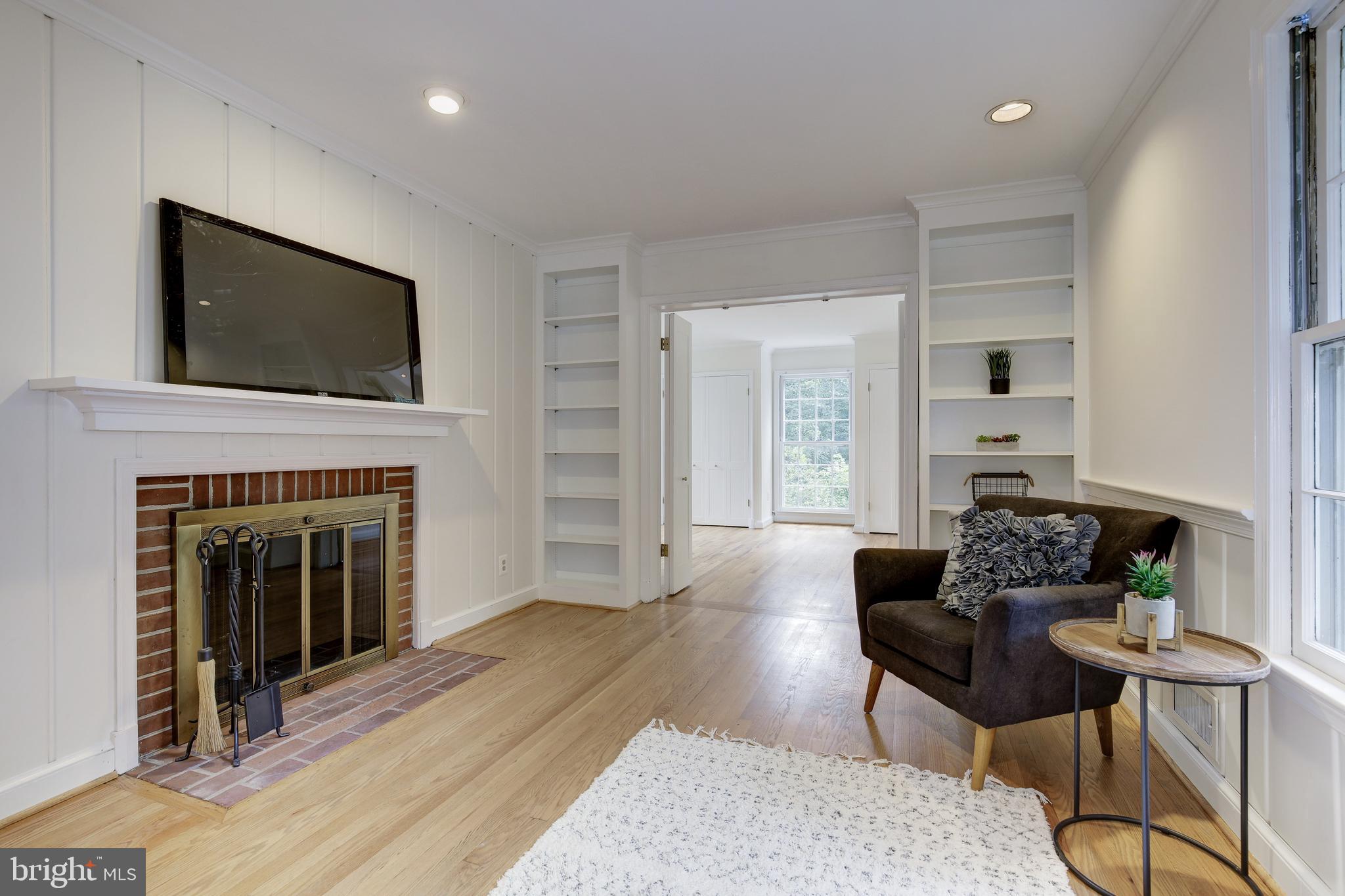 WESTMORELAND HILLS - Residential