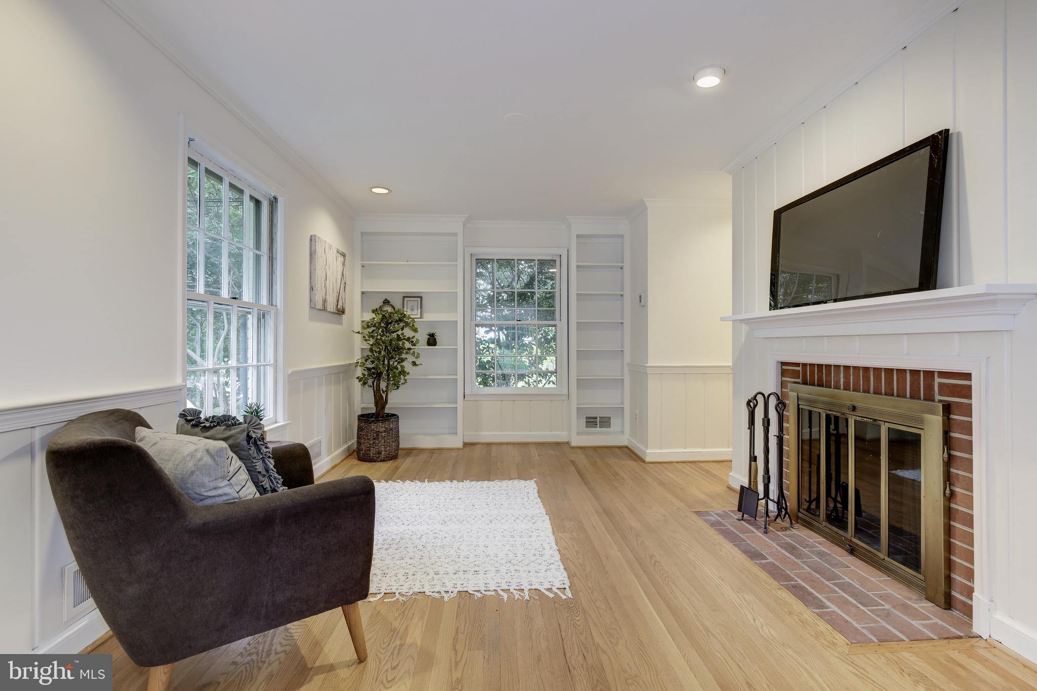 WESTMORELAND HILLS - Residential