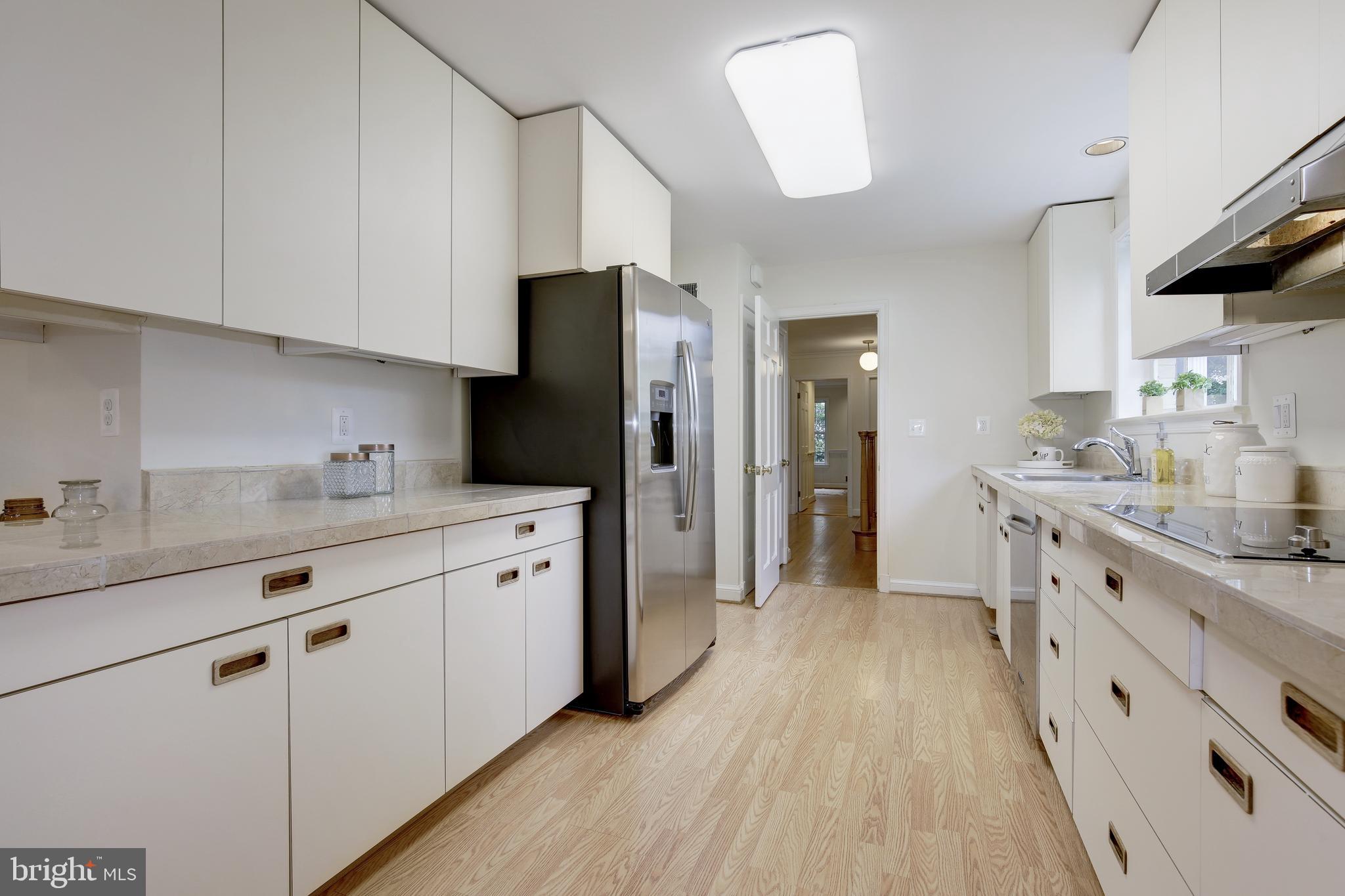 WESTMORELAND HILLS - Residential