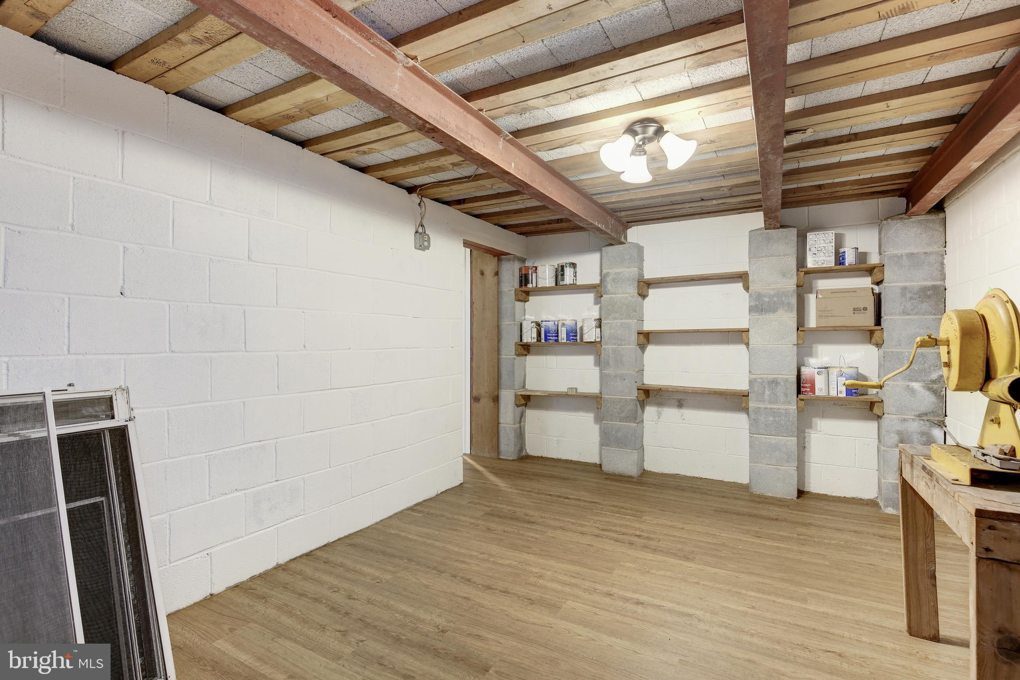 WESTMORELAND HILLS - Residential