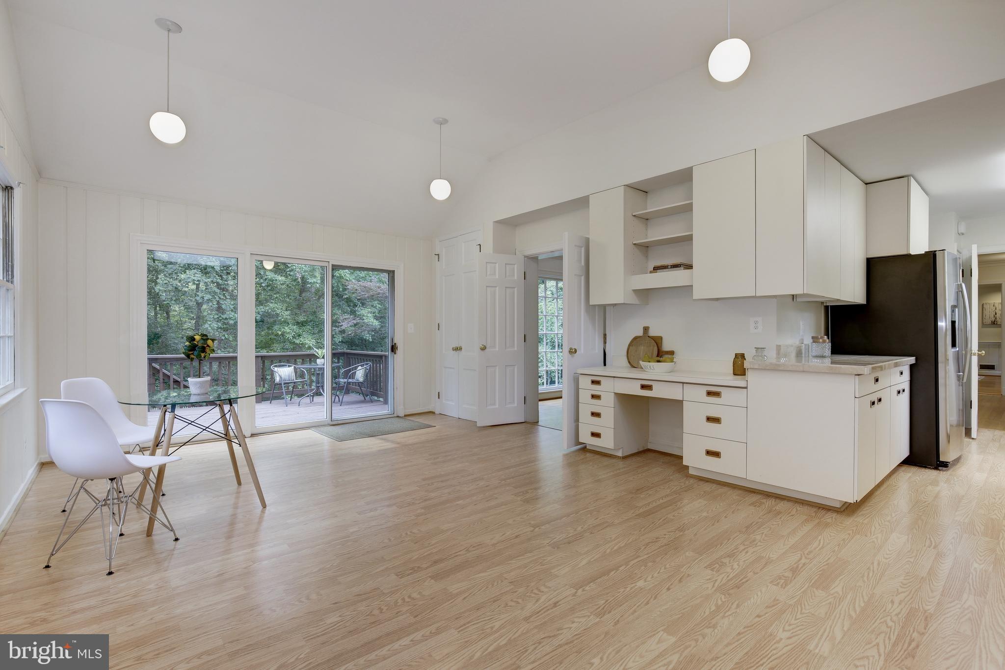 WESTMORELAND HILLS - Residential