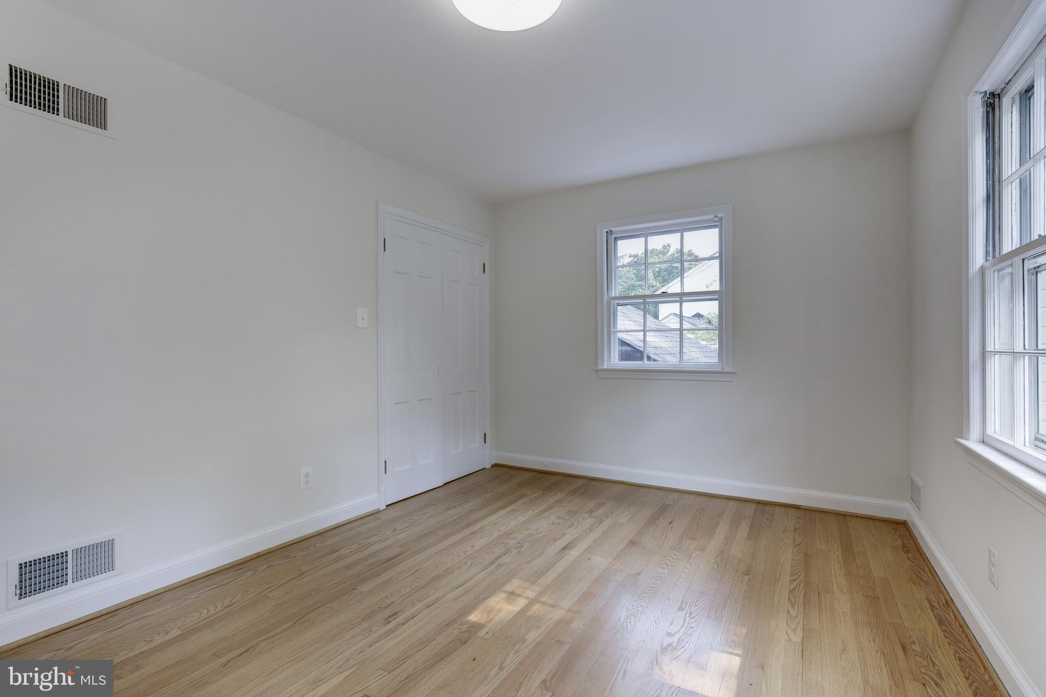 WESTMORELAND HILLS - Residential