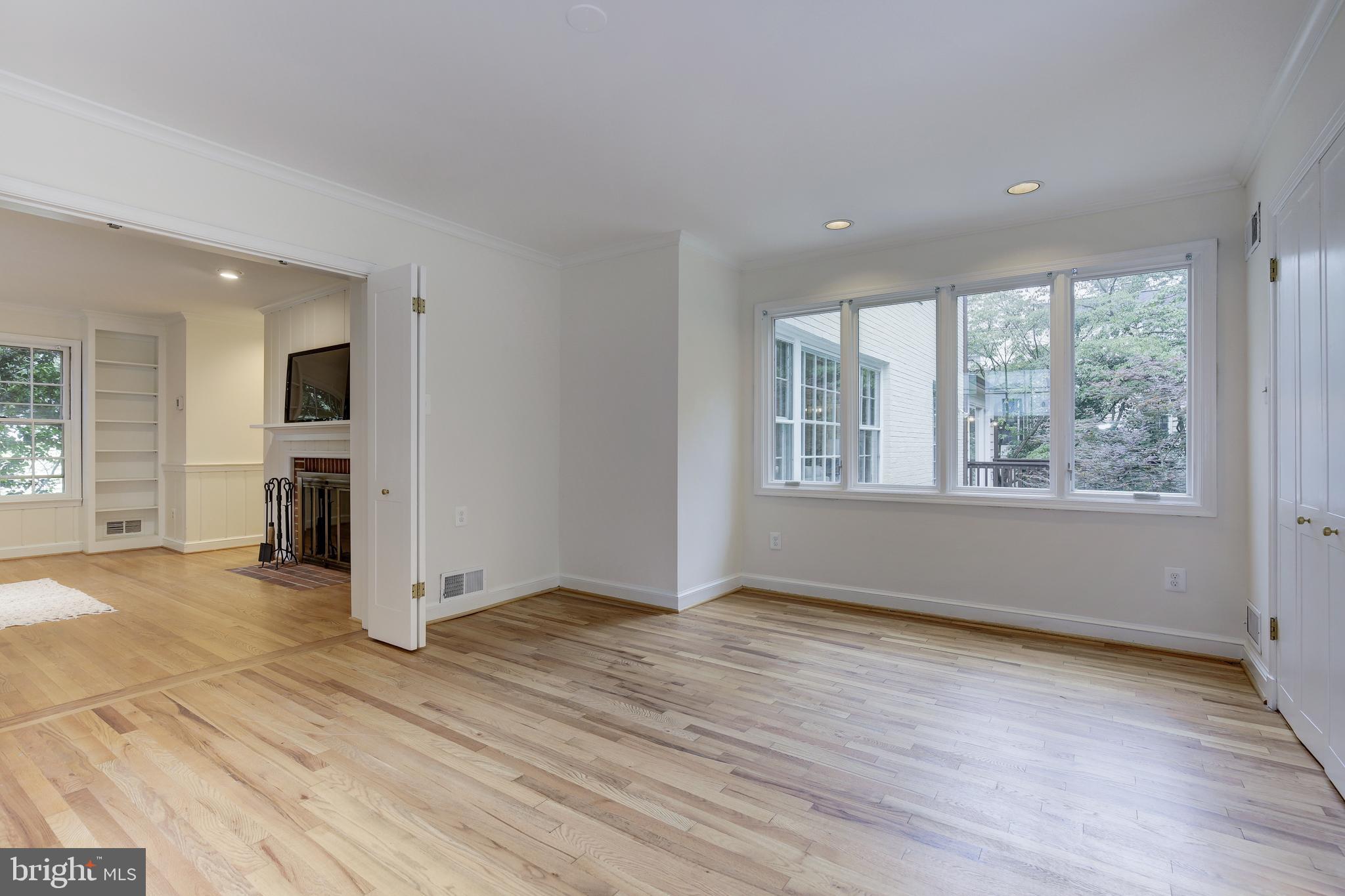 WESTMORELAND HILLS - Residential