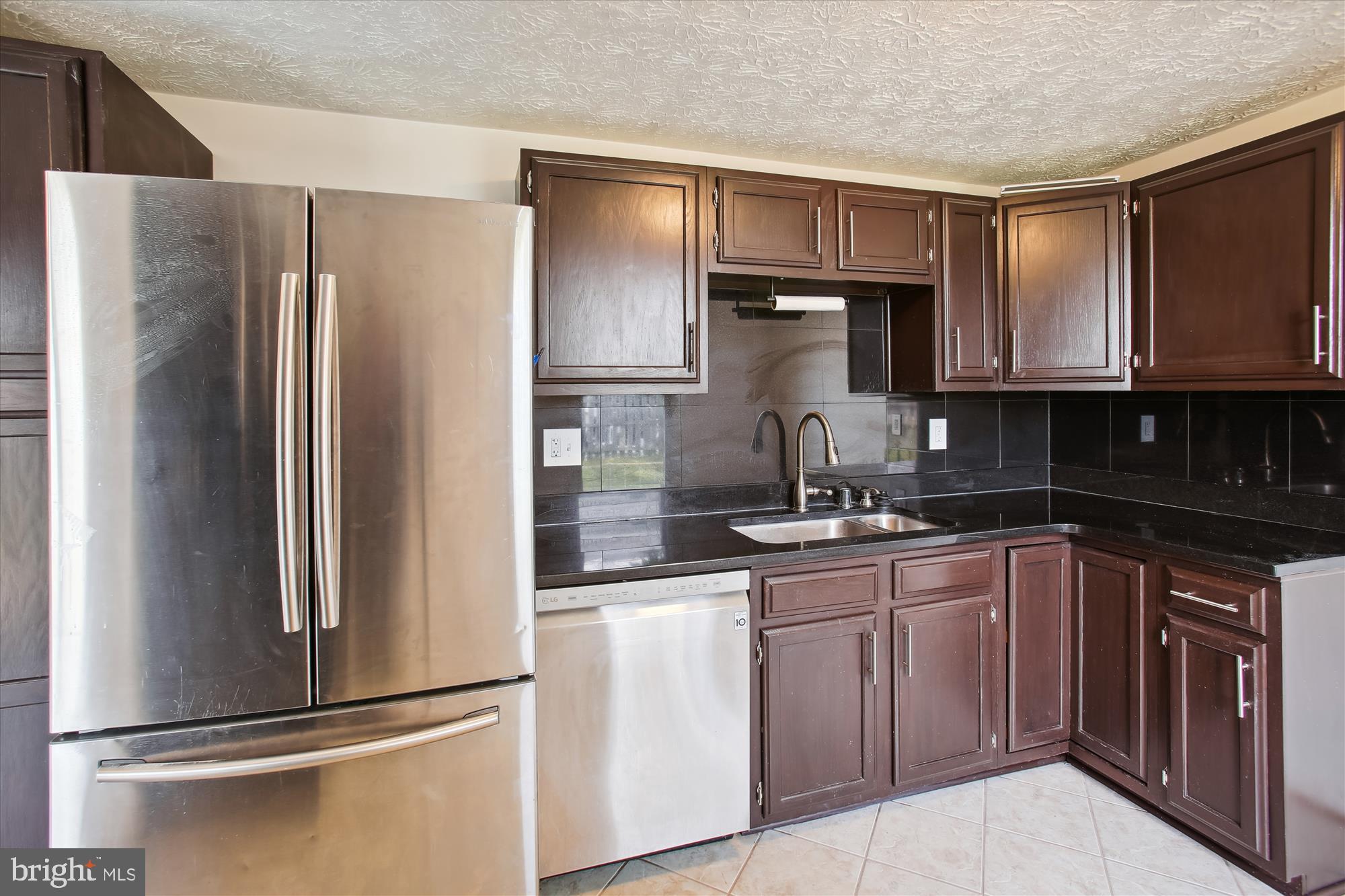 WILLOWCREST - Residential