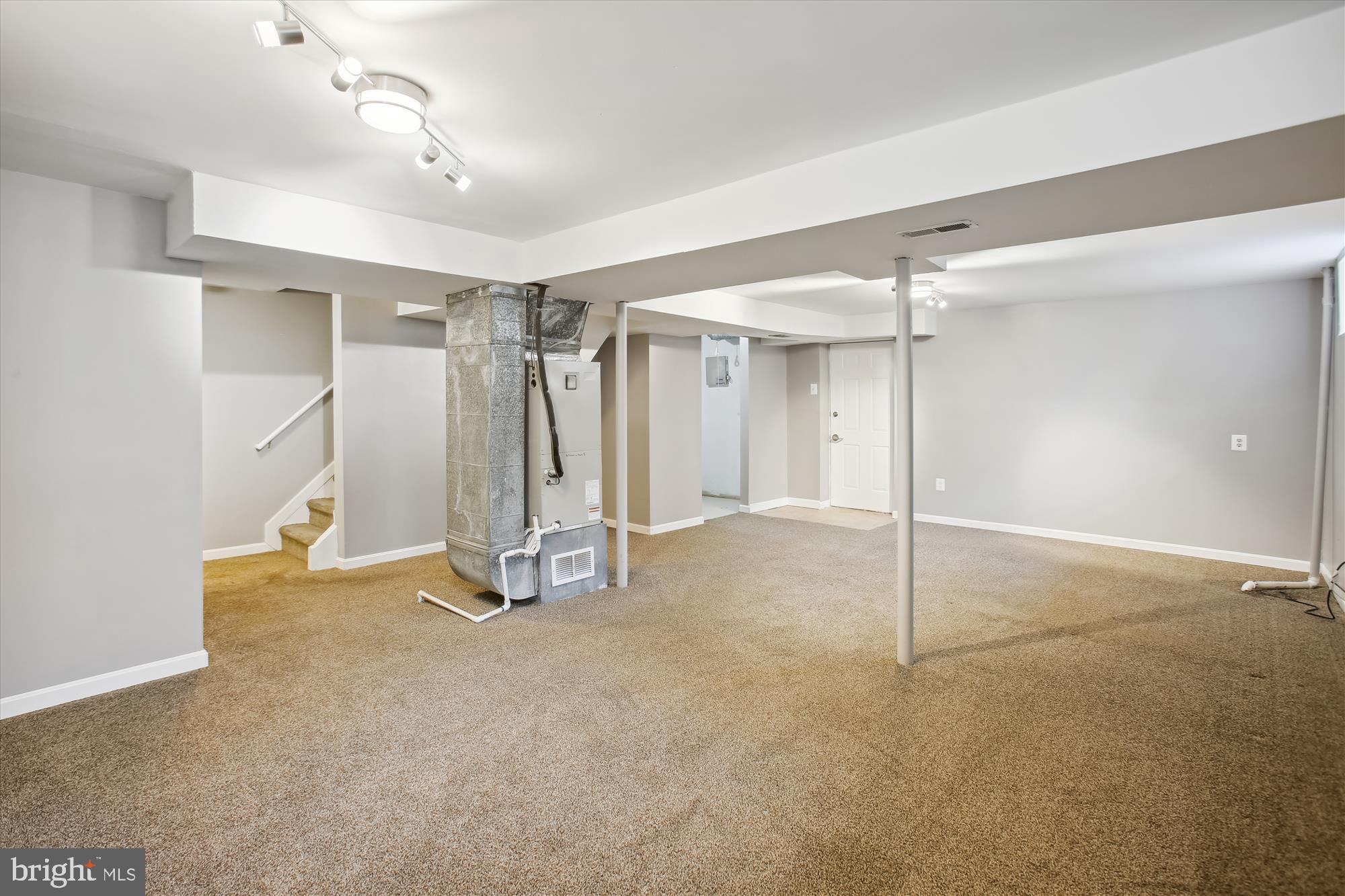 WILLOWCREST - Residential