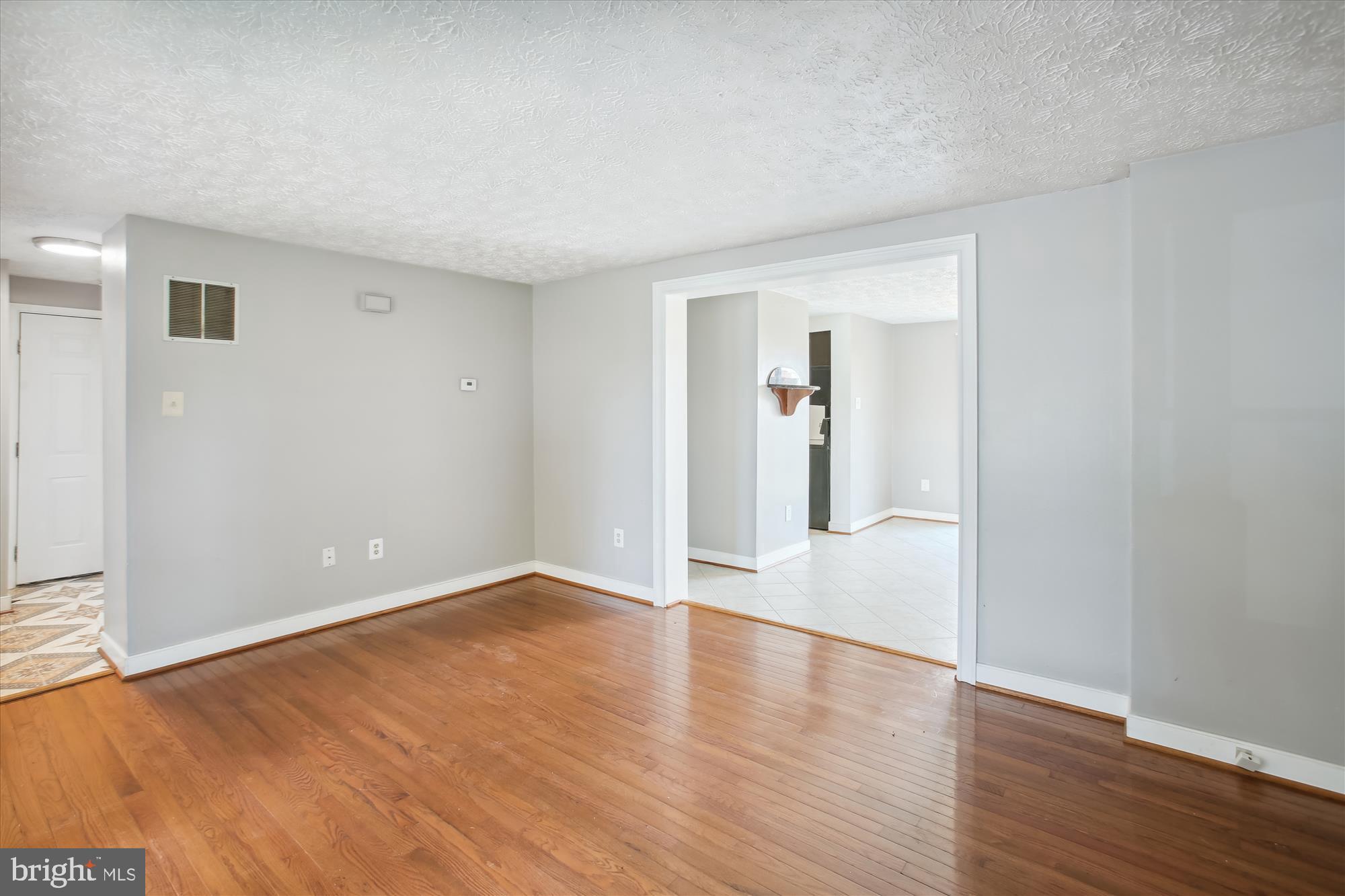 WILLOWCREST - Residential