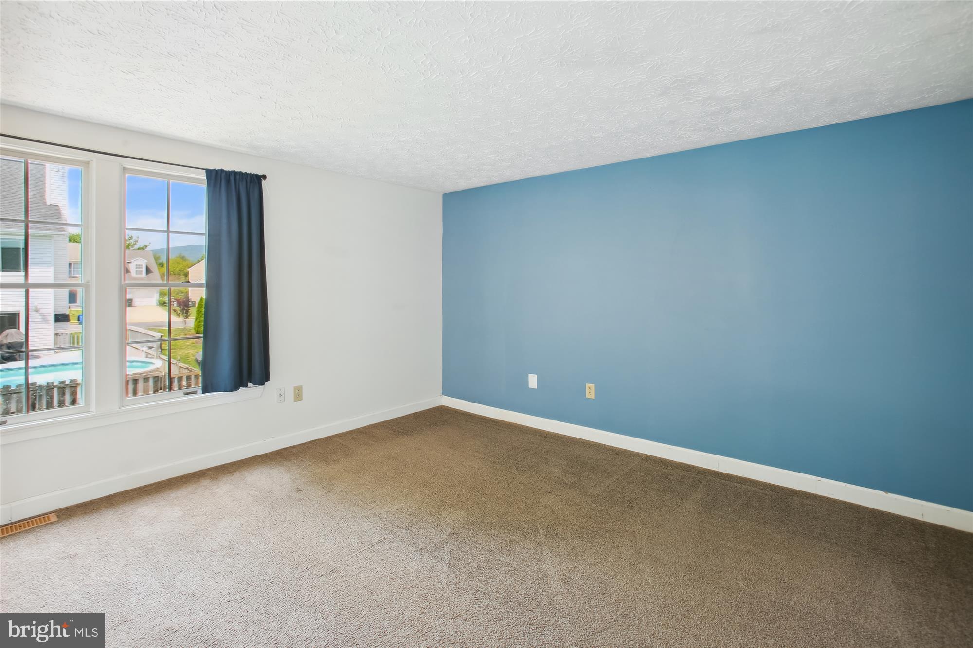 WILLOWCREST - Residential