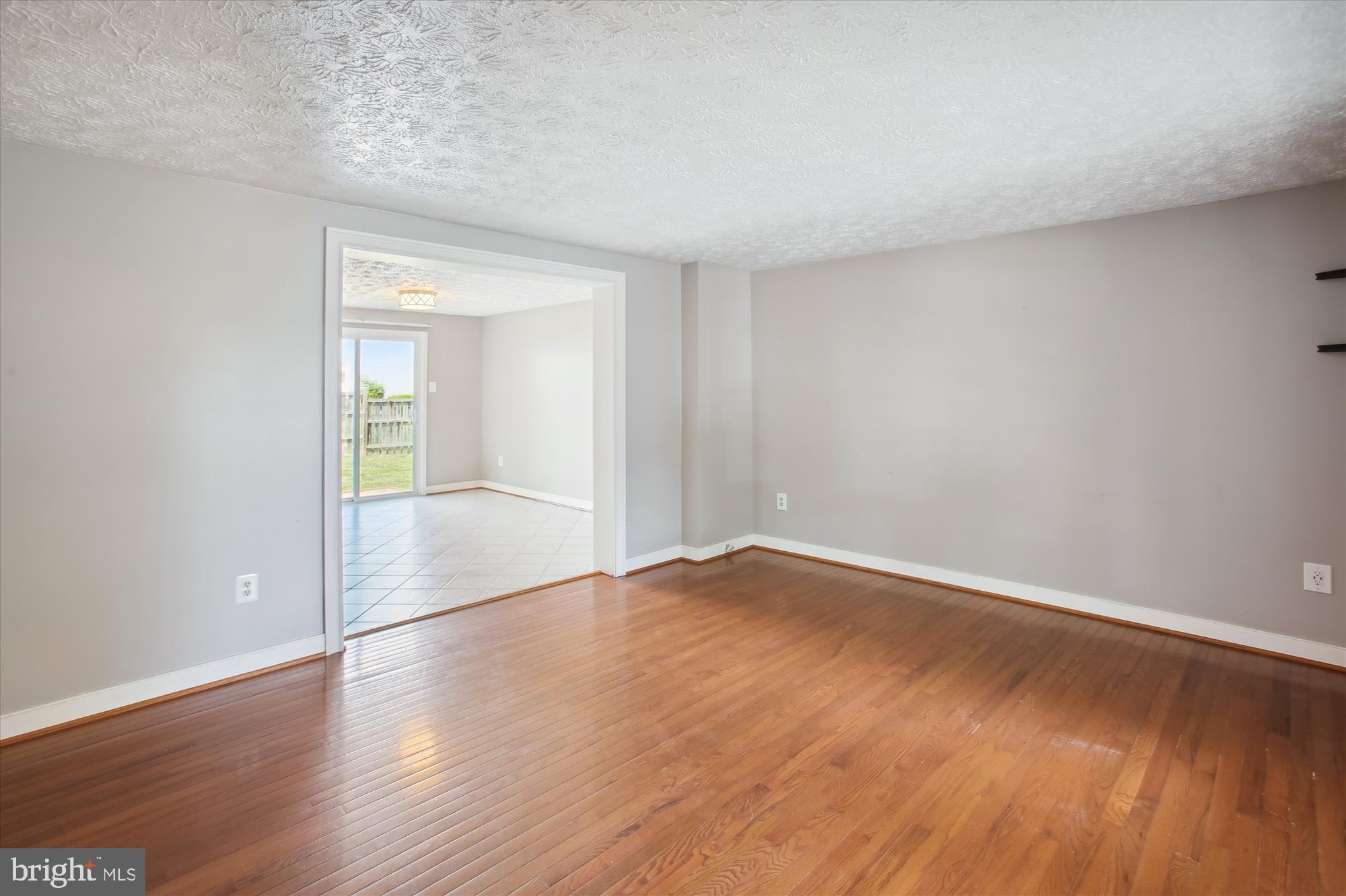 WILLOWCREST - Residential