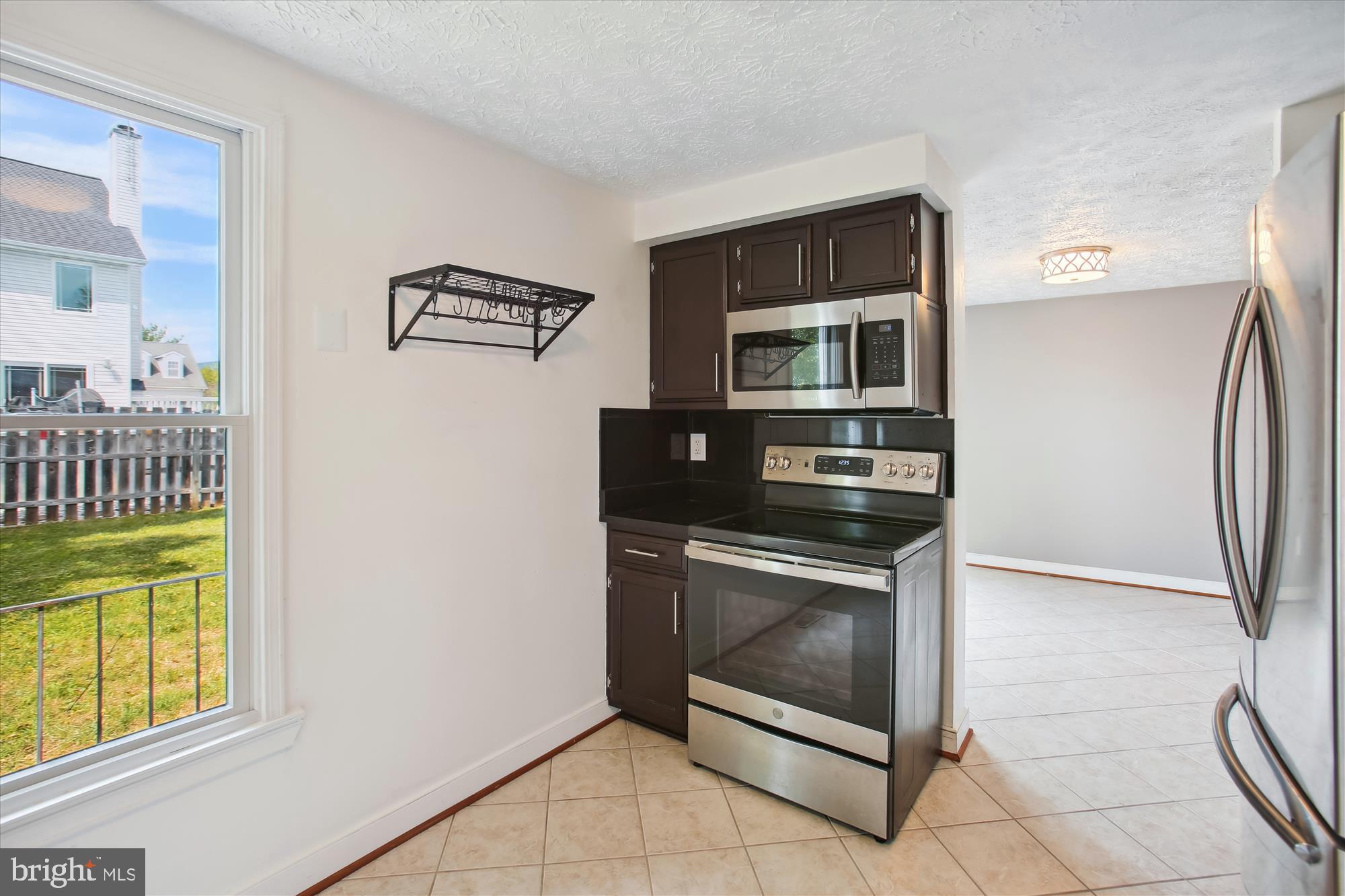 WILLOWCREST - Residential