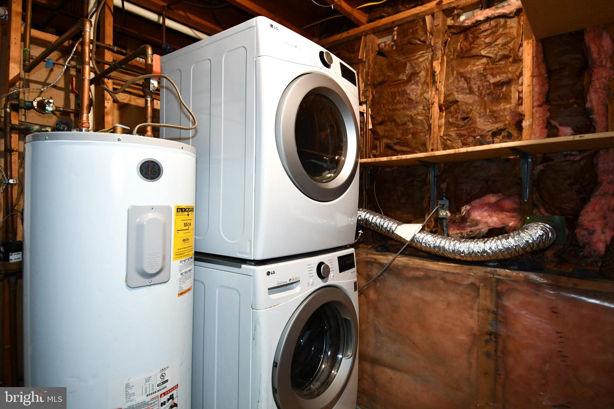 HIDDENBROOK - Residential