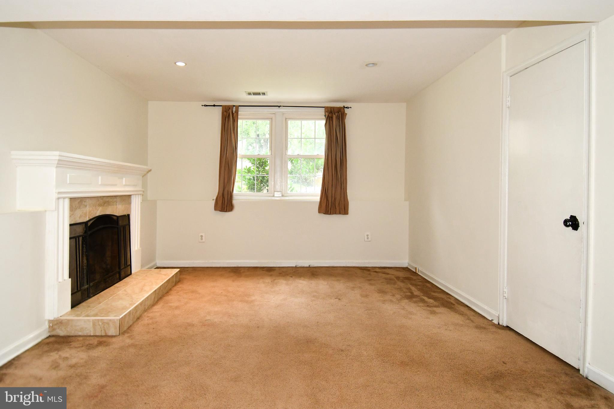 HIDDENBROOK - Residential