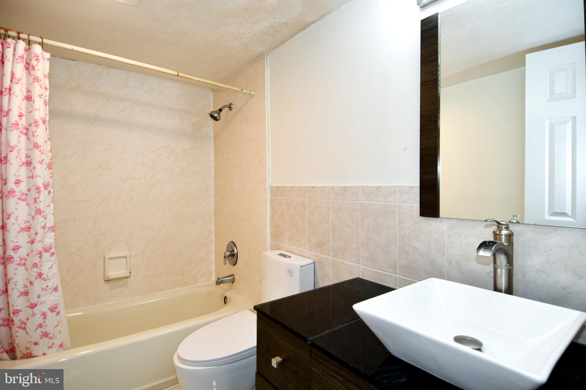 HIDDENBROOK - Residential