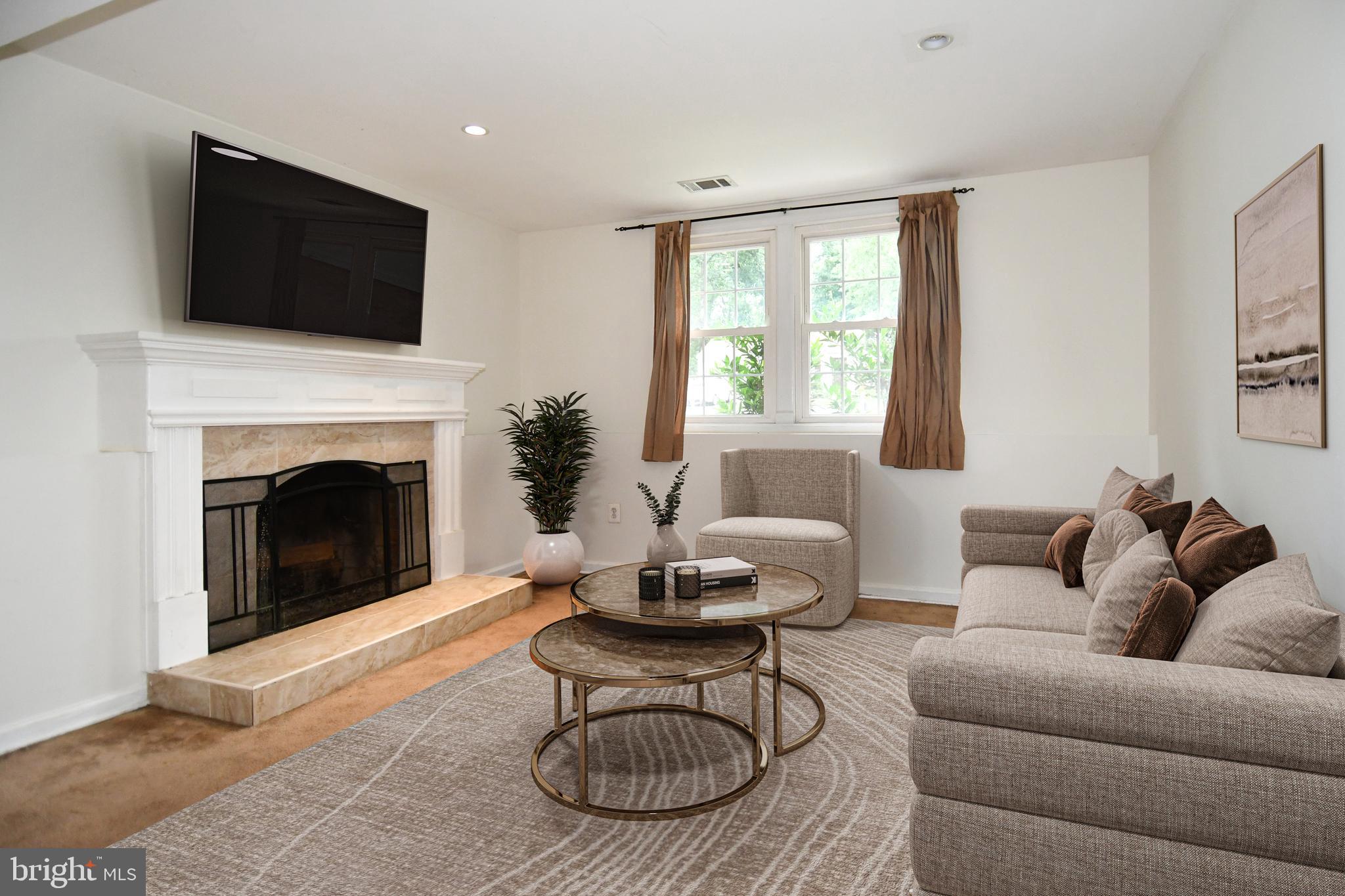 HIDDENBROOK - Residential