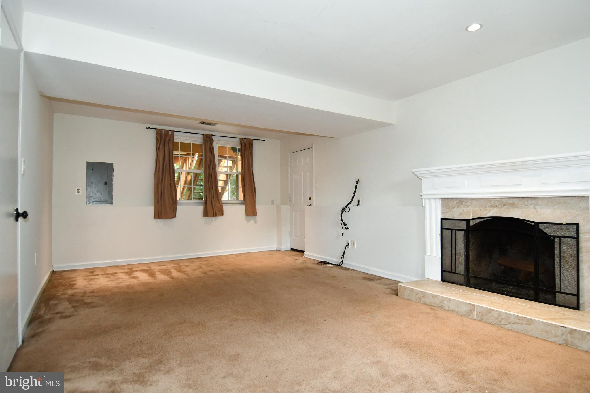 HIDDENBROOK - Residential