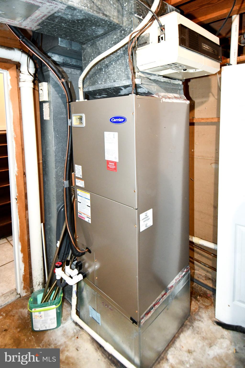 HIDDENBROOK - Residential