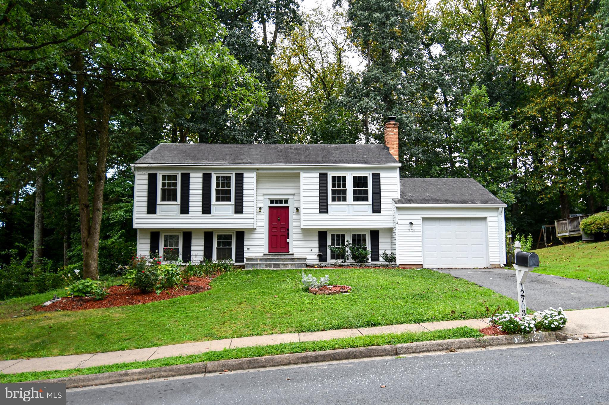 HIDDENBROOK - Residential