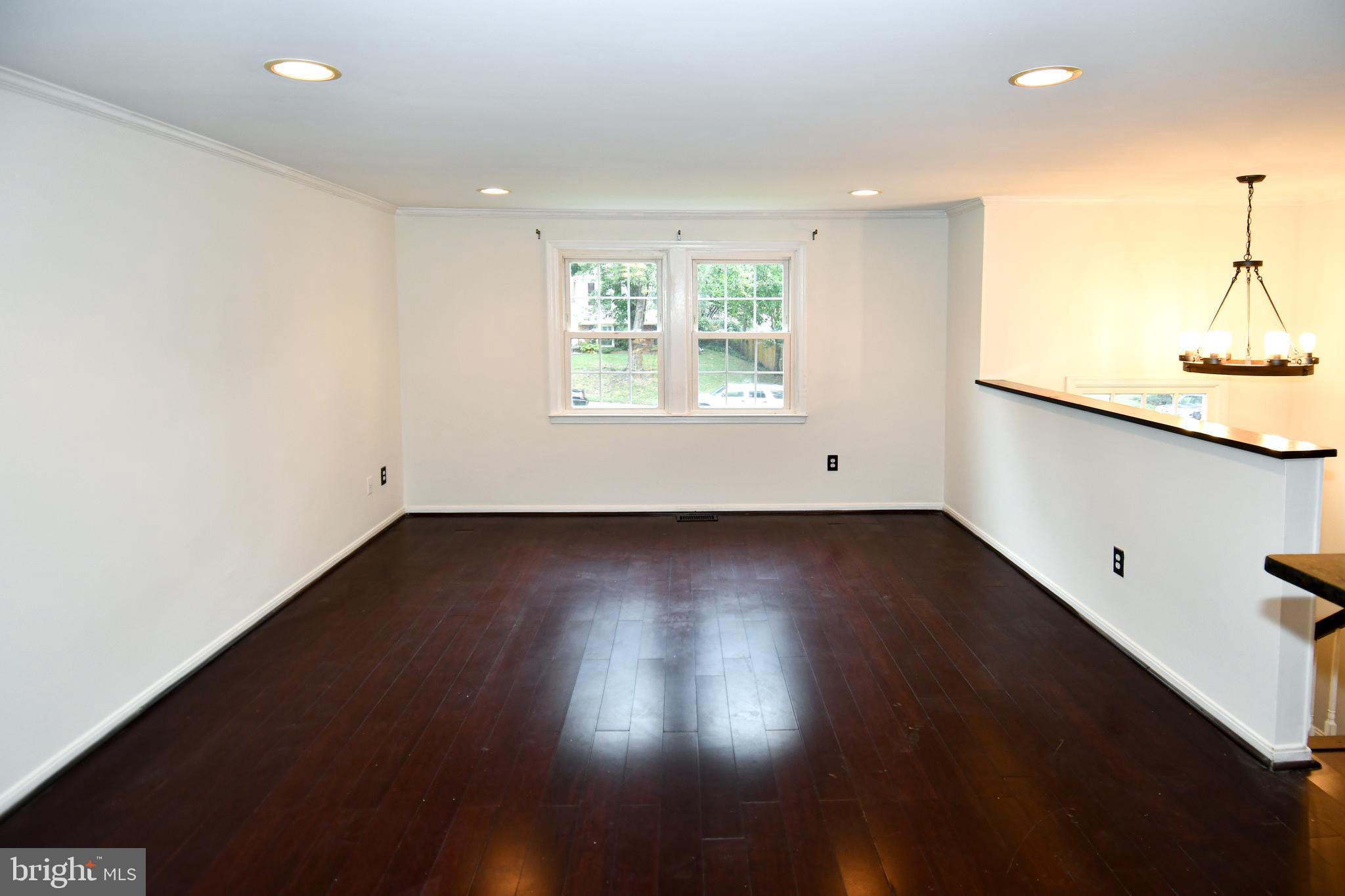 HIDDENBROOK - Residential