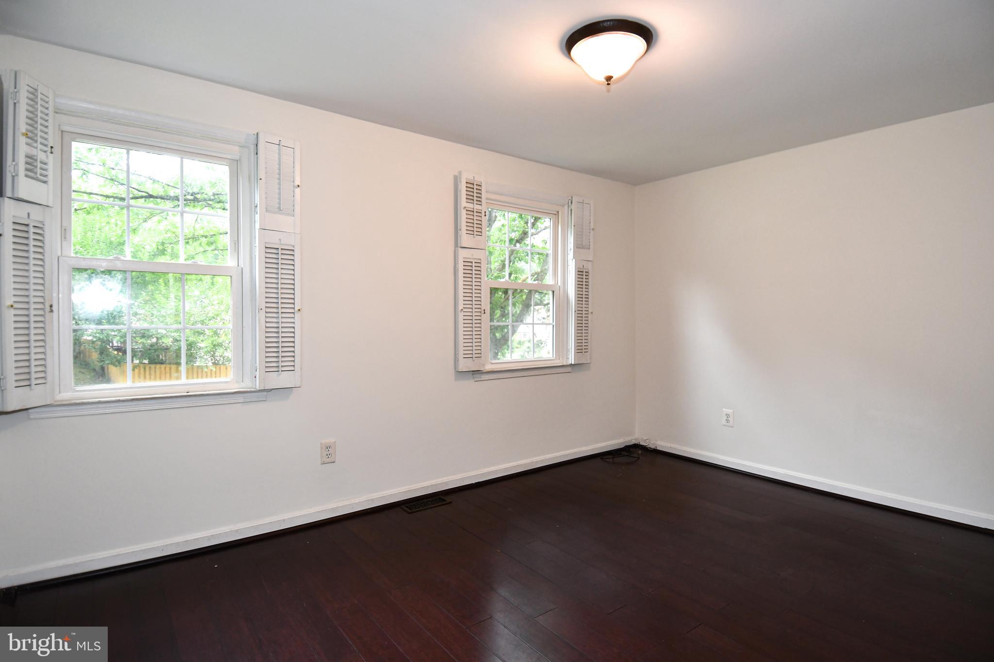 HIDDENBROOK - Residential