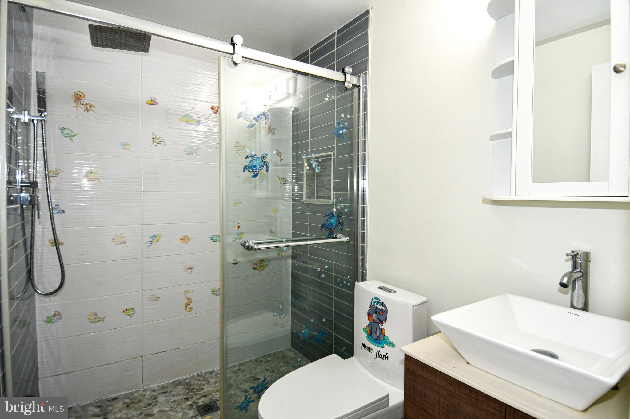 HIDDENBROOK - Residential