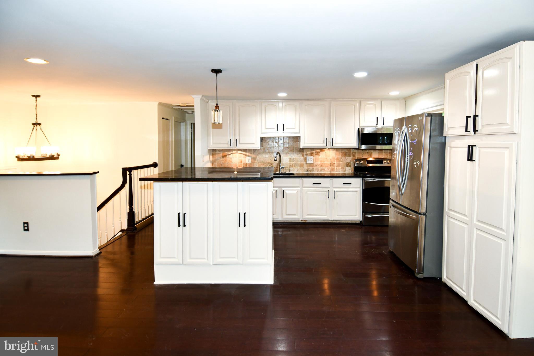 HIDDENBROOK - Residential