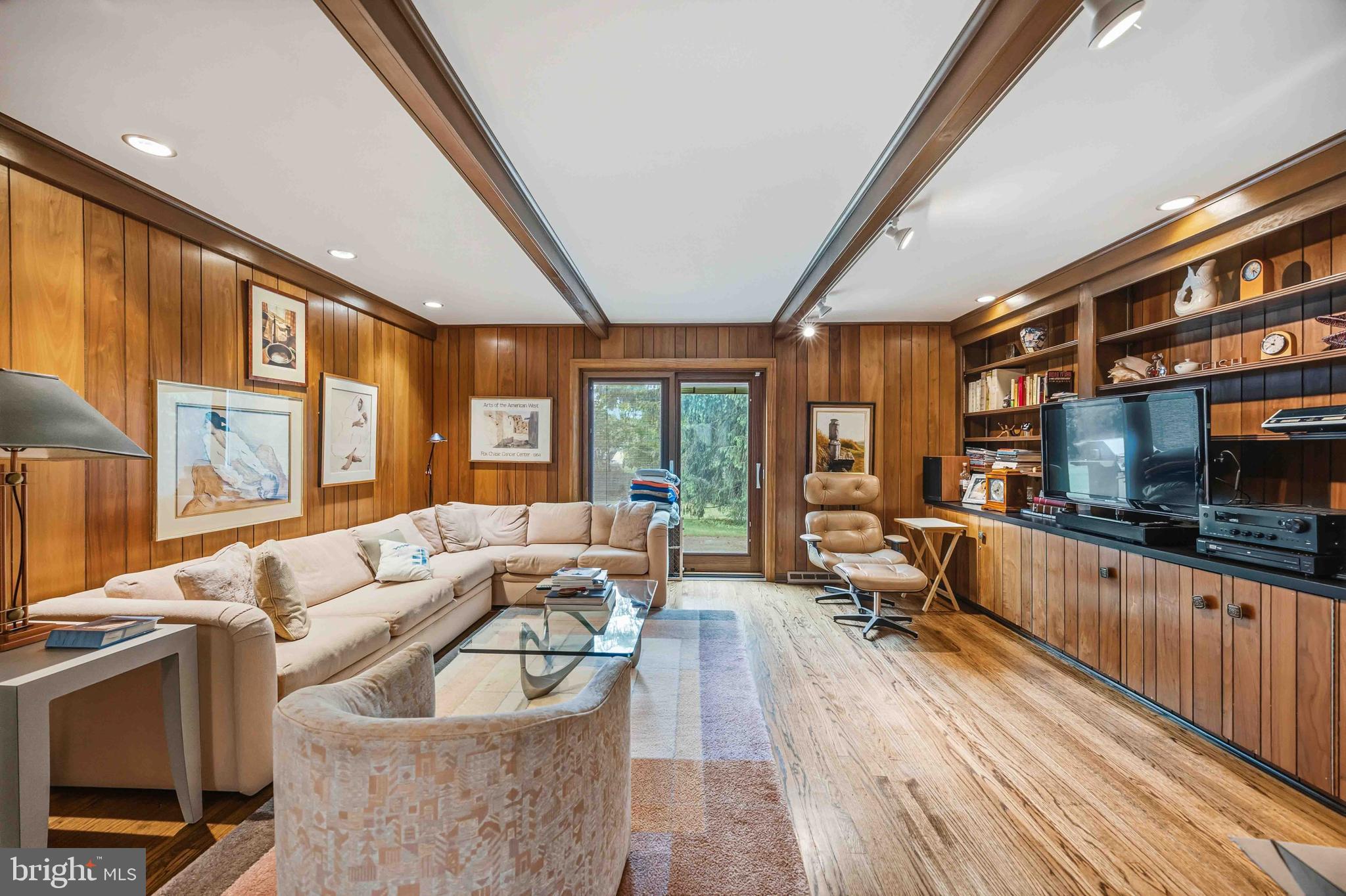 OLD WYNCOTE - Residential