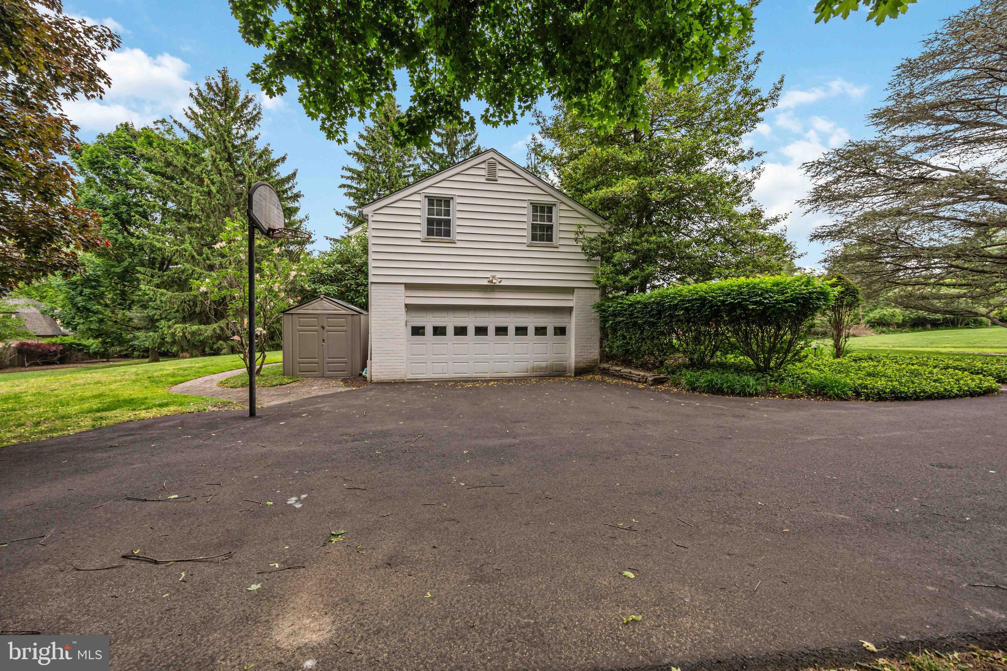 OLD WYNCOTE - Residential
