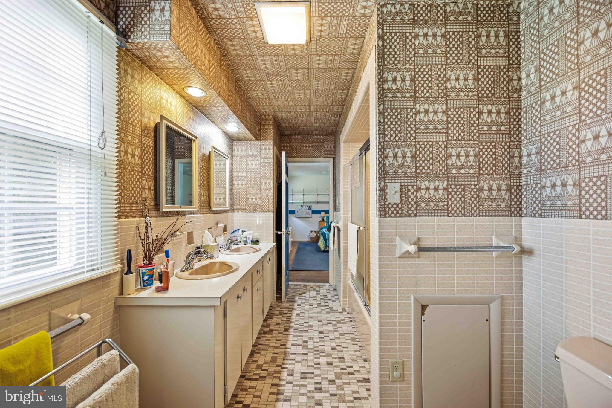 OLD WYNCOTE - Residential