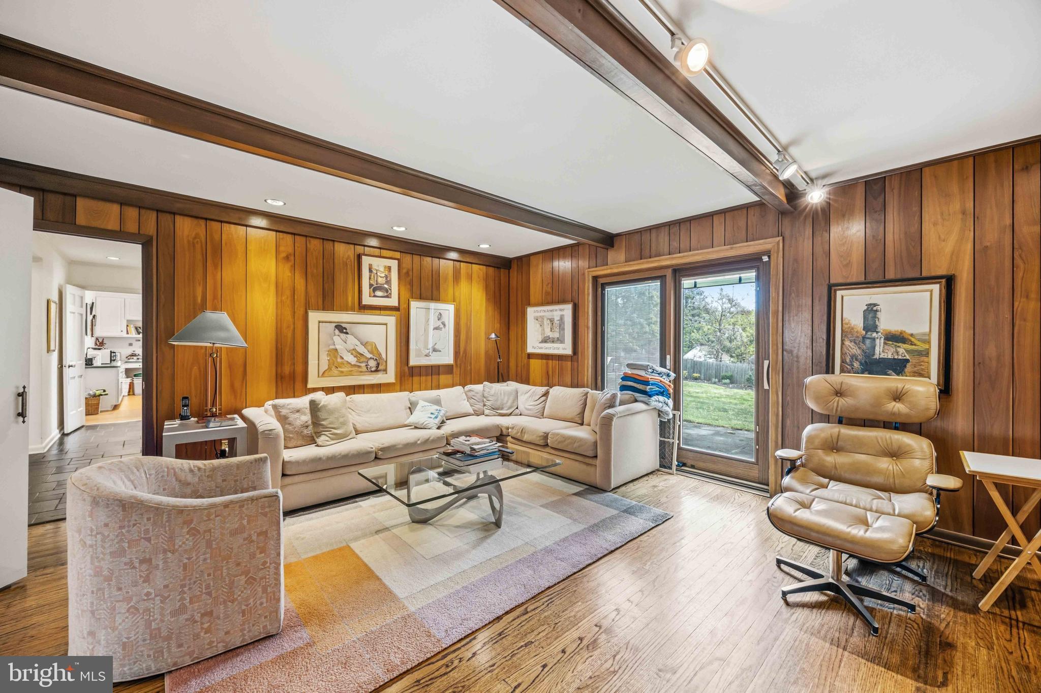 OLD WYNCOTE - Residential