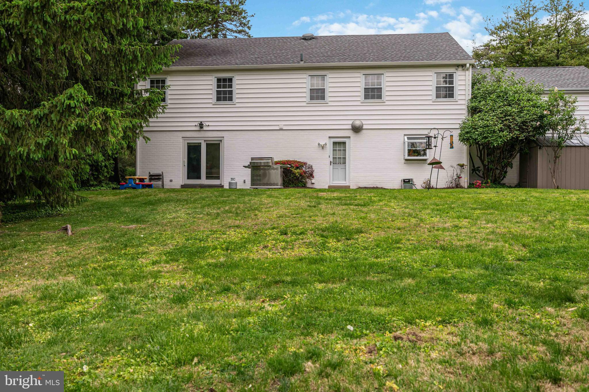 OLD WYNCOTE - Residential