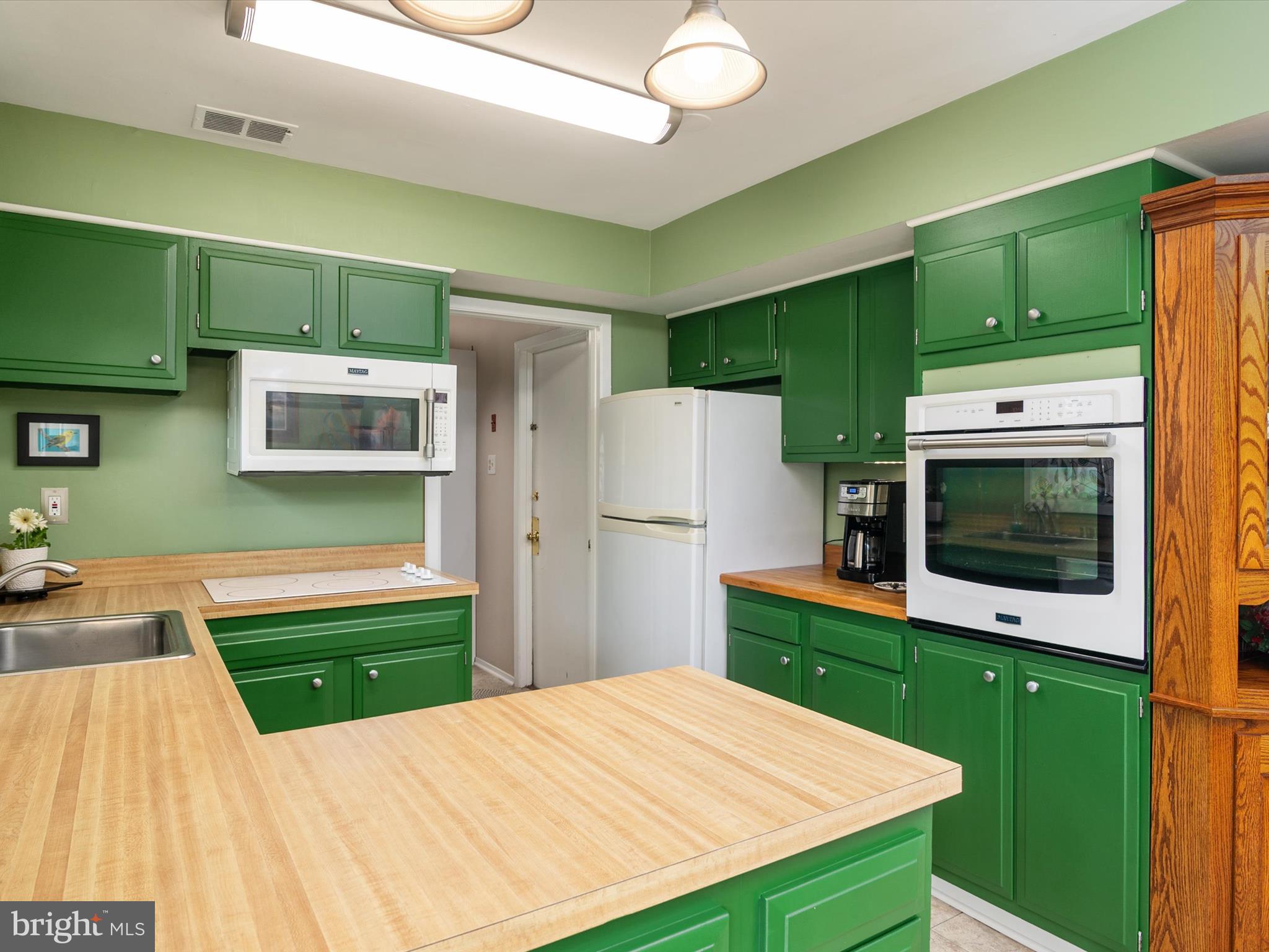 OVERBROOK - Residential