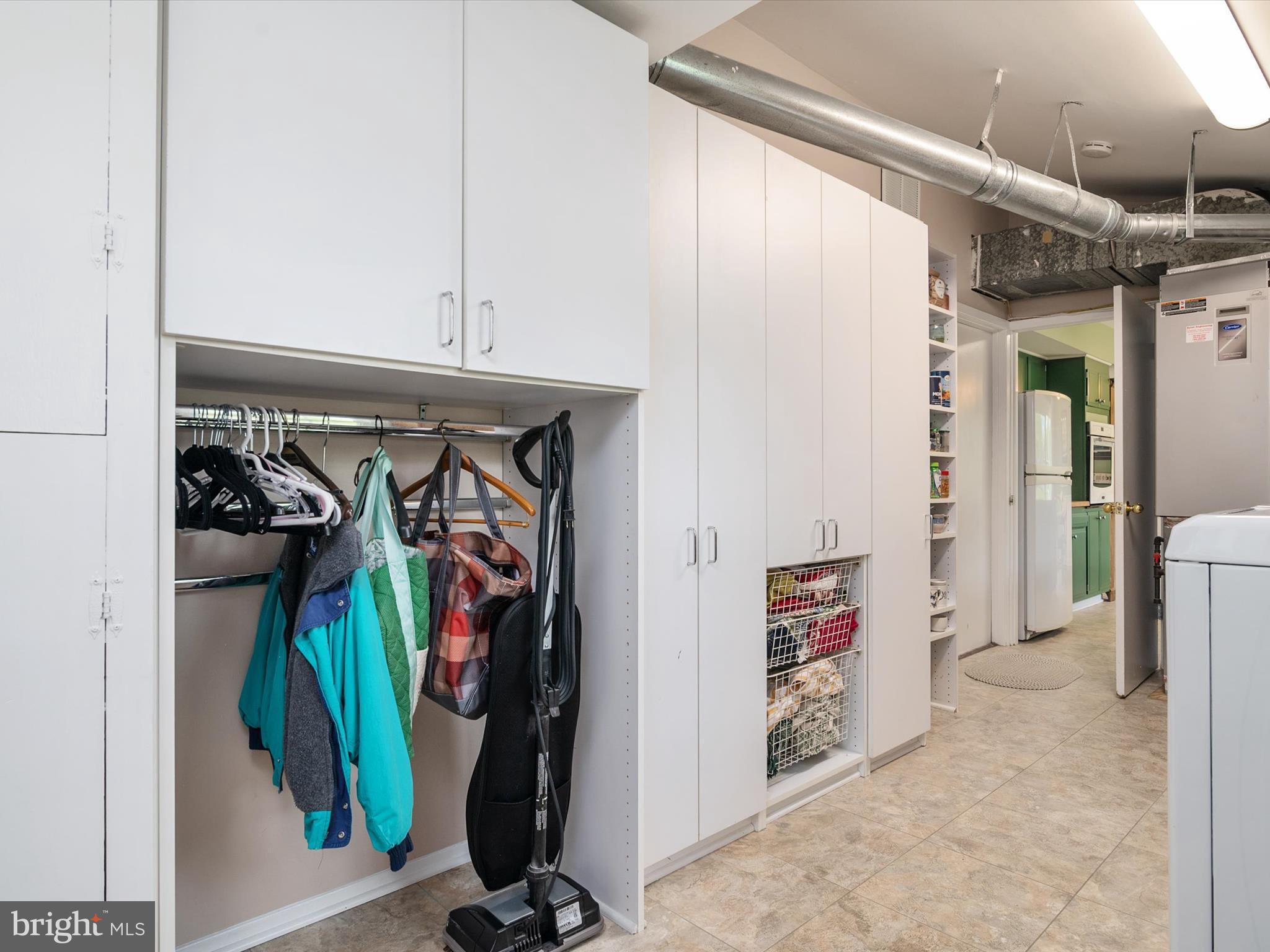 OVERBROOK - Residential